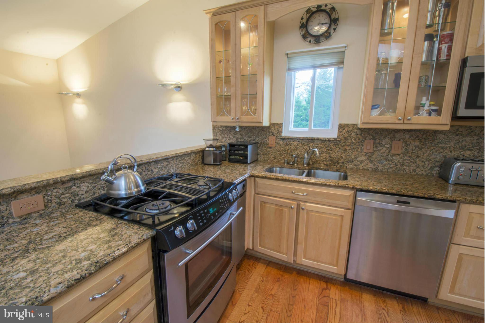 LAUREL ACRES - Residential