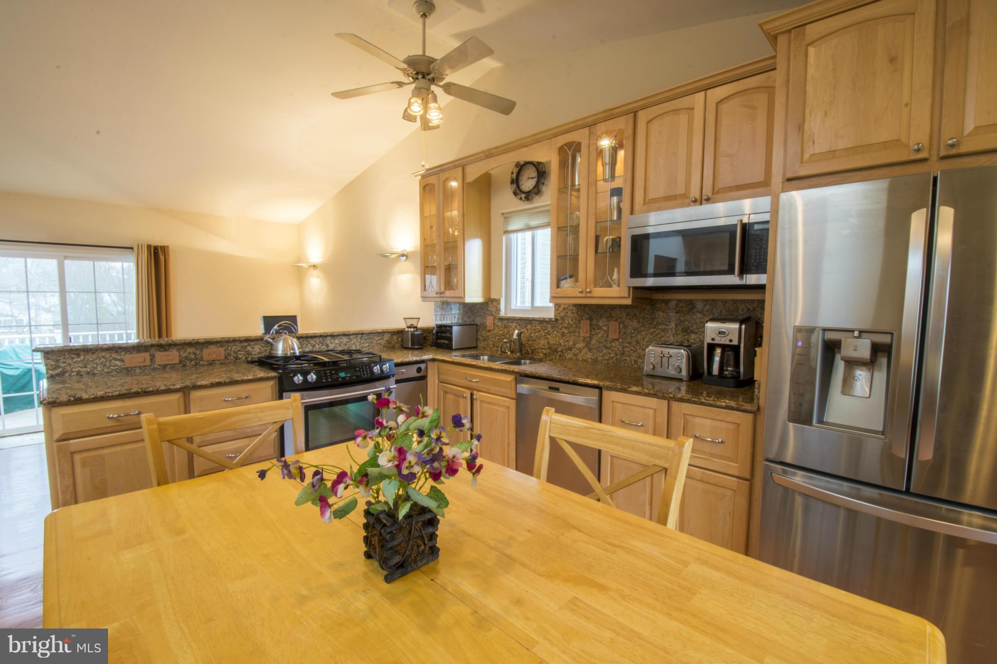 LAUREL ACRES - Residential