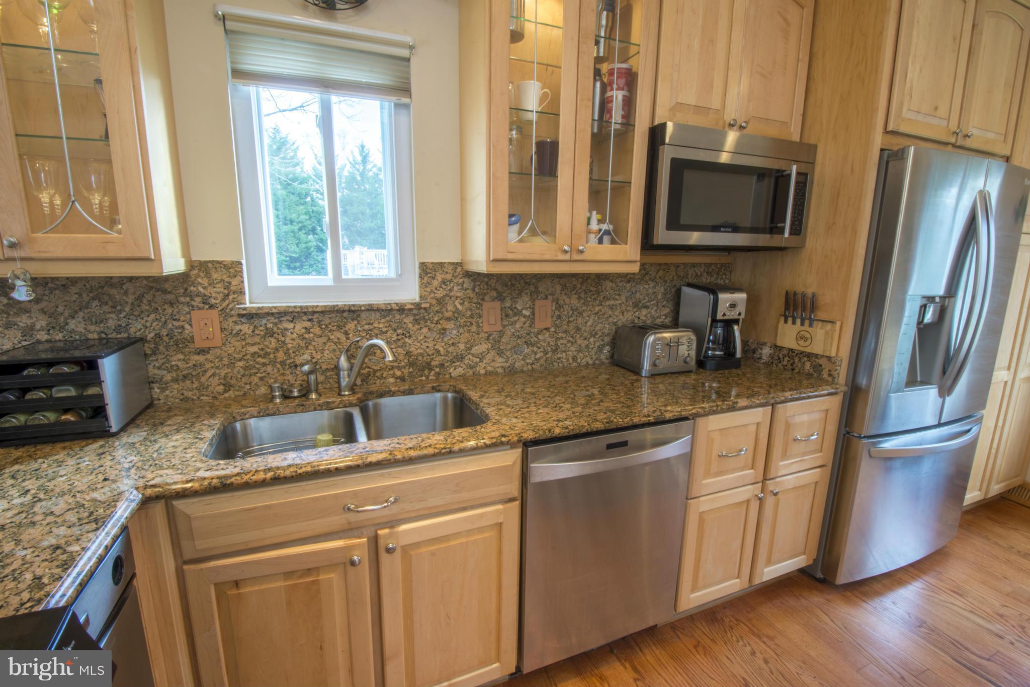 LAUREL ACRES - Residential