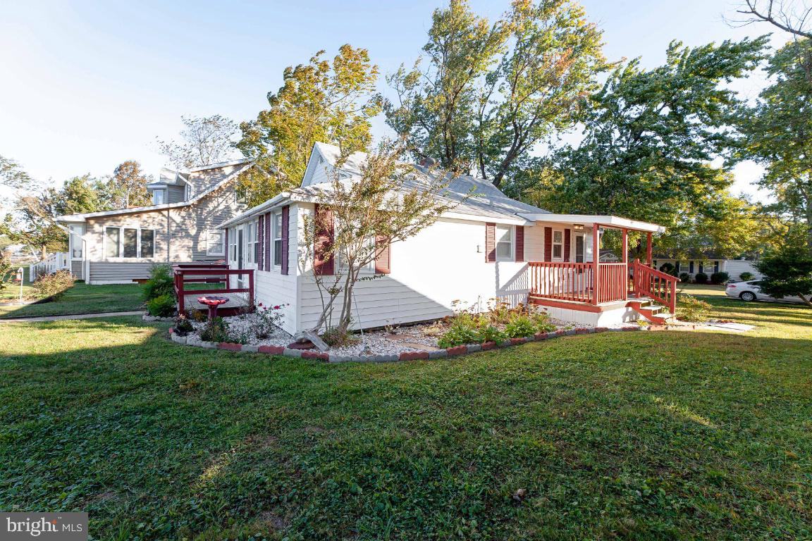 MCKAYS BEACH - Residential