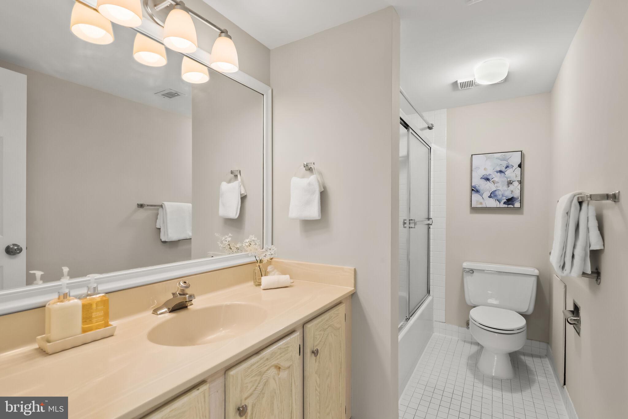 OLD GEORGETOWN VILL CODM - Residential