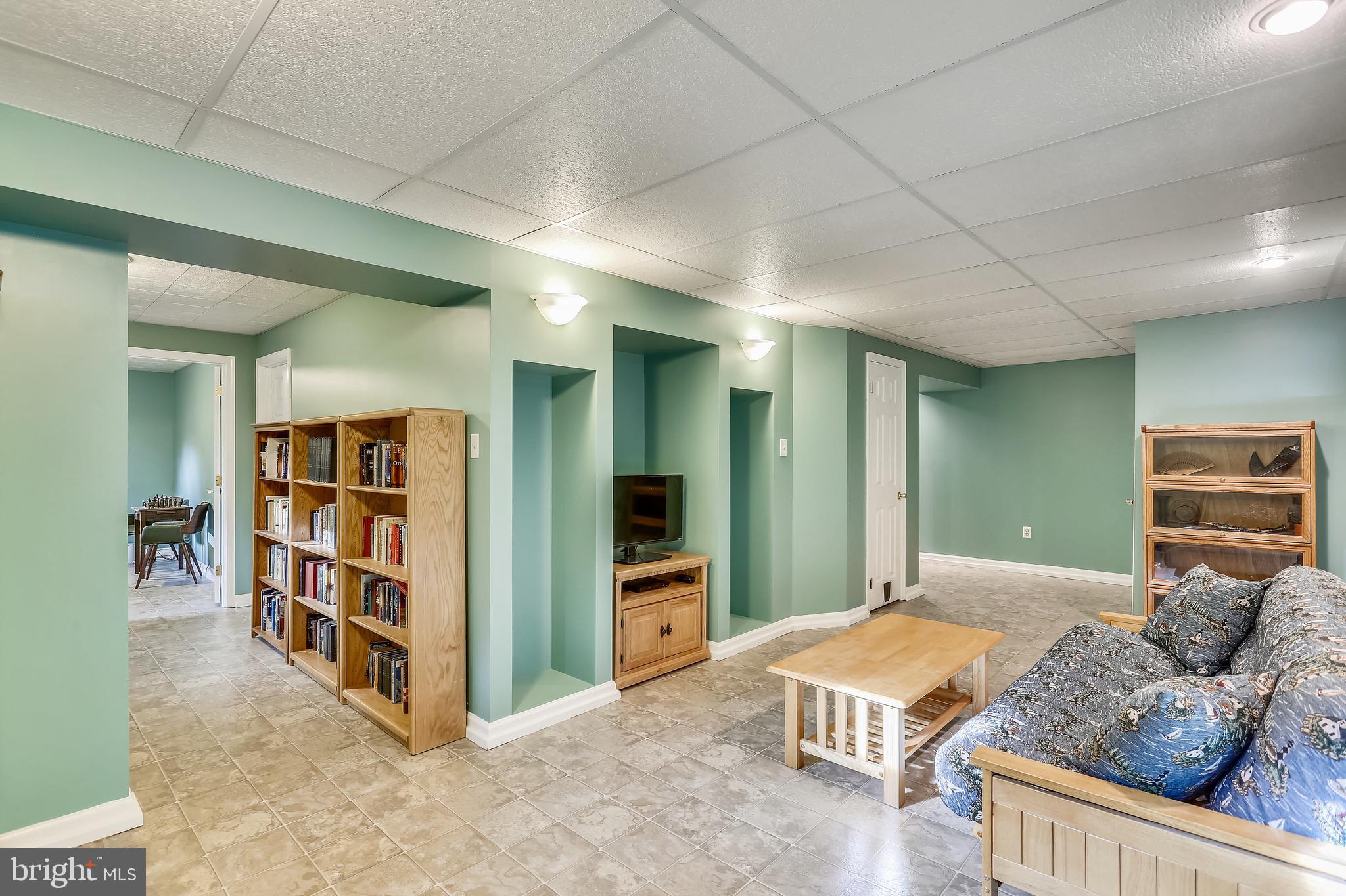 THE MEADOWS - Residential