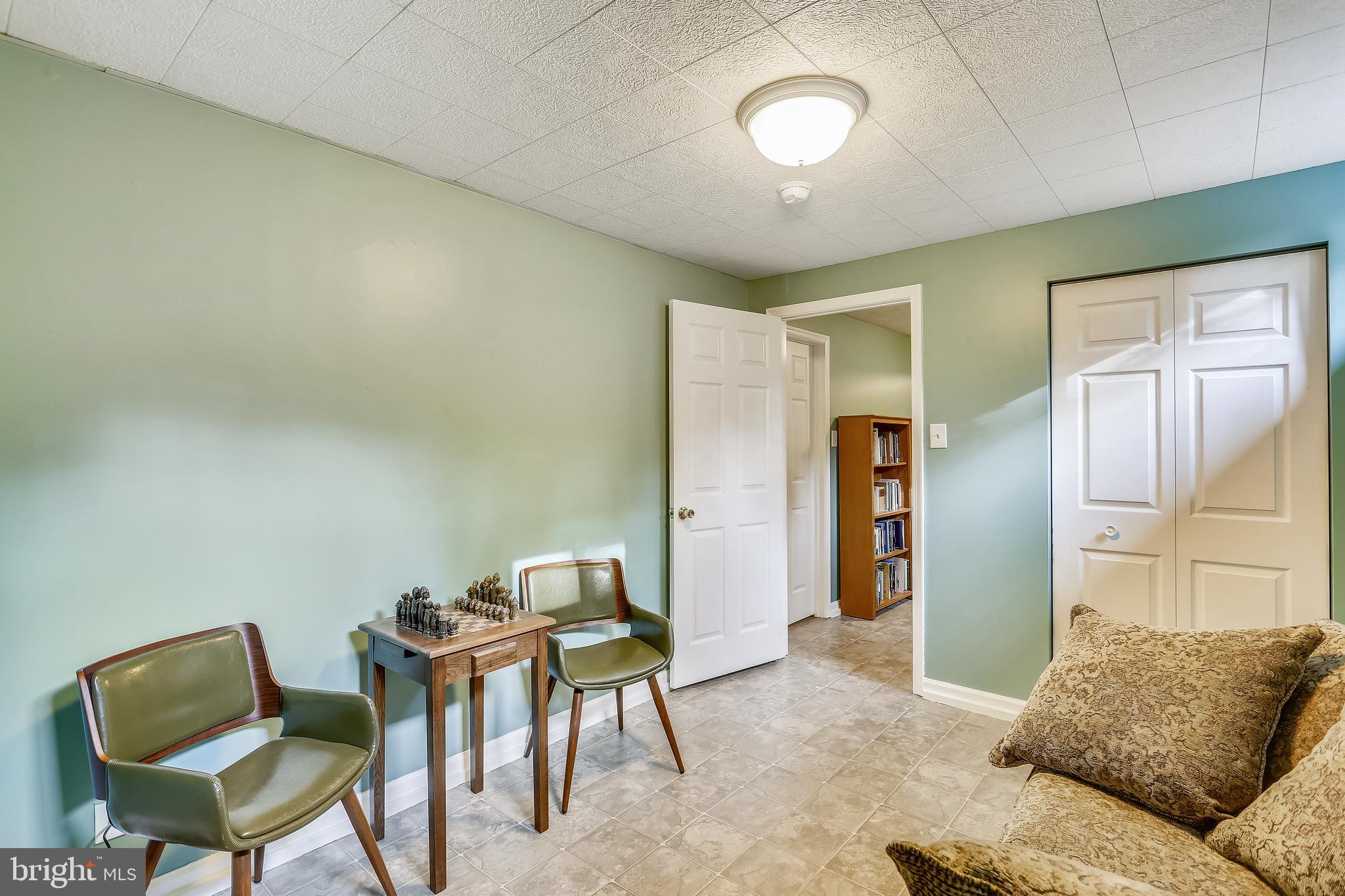 THE MEADOWS - Residential