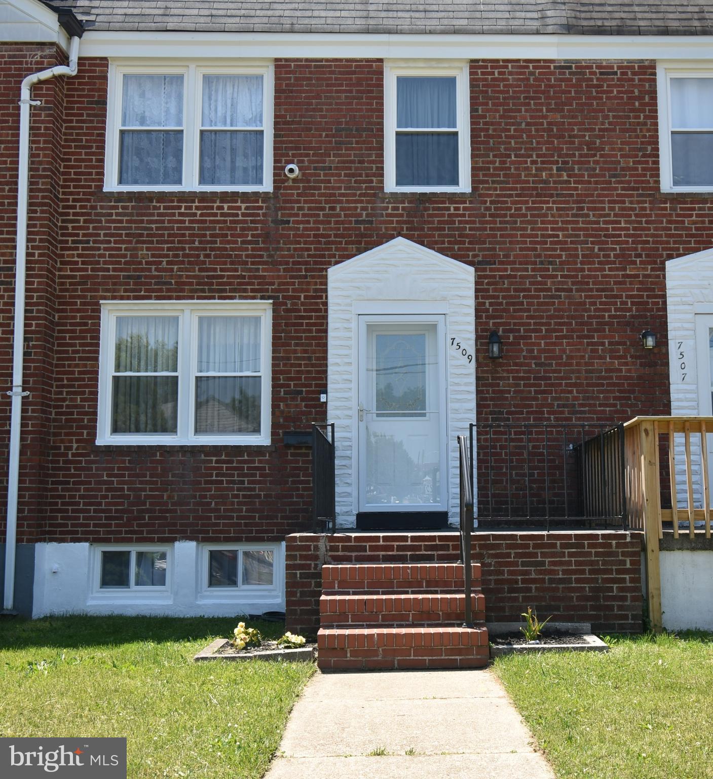 EASTFIELD - Residential