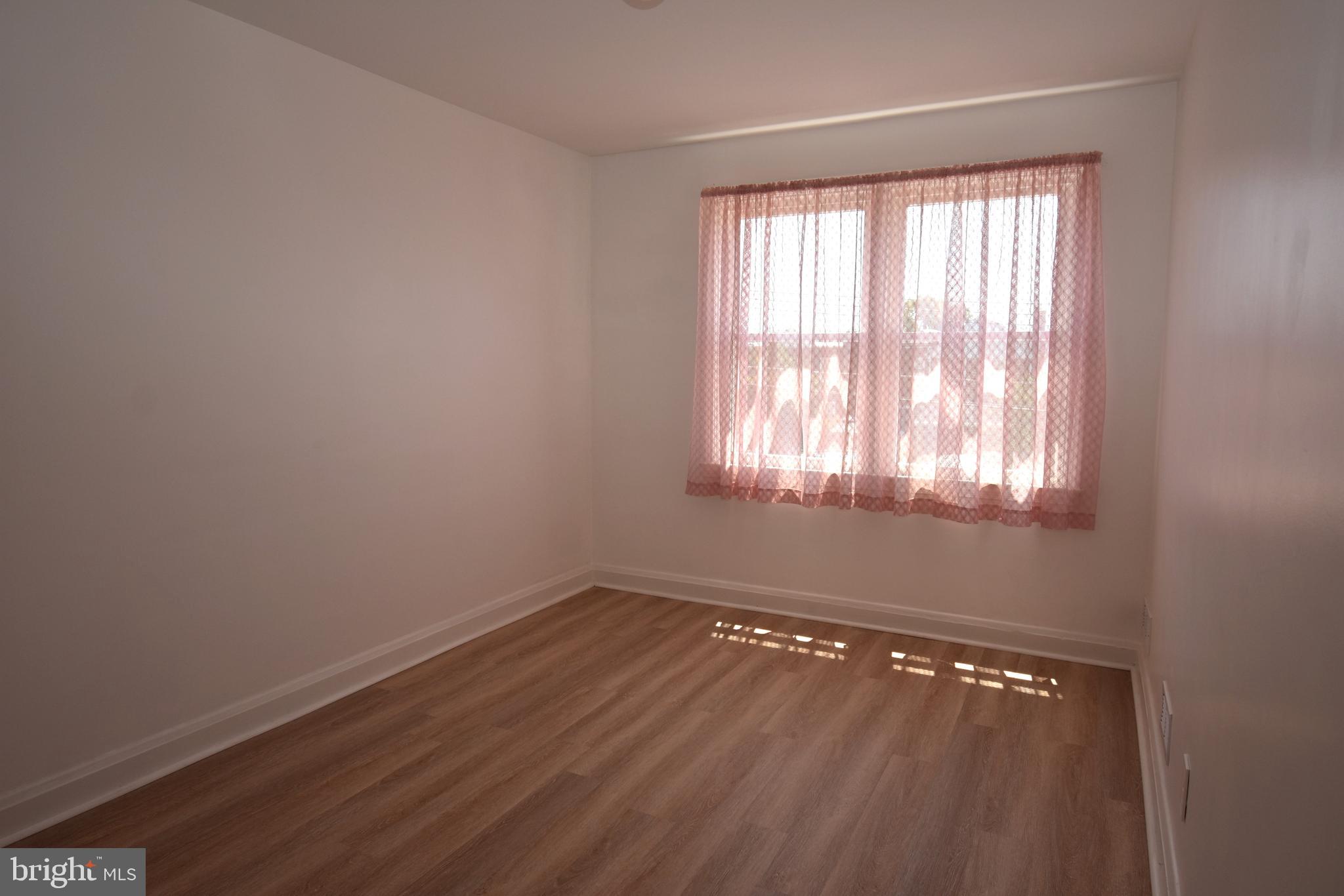 EASTFIELD - Residential