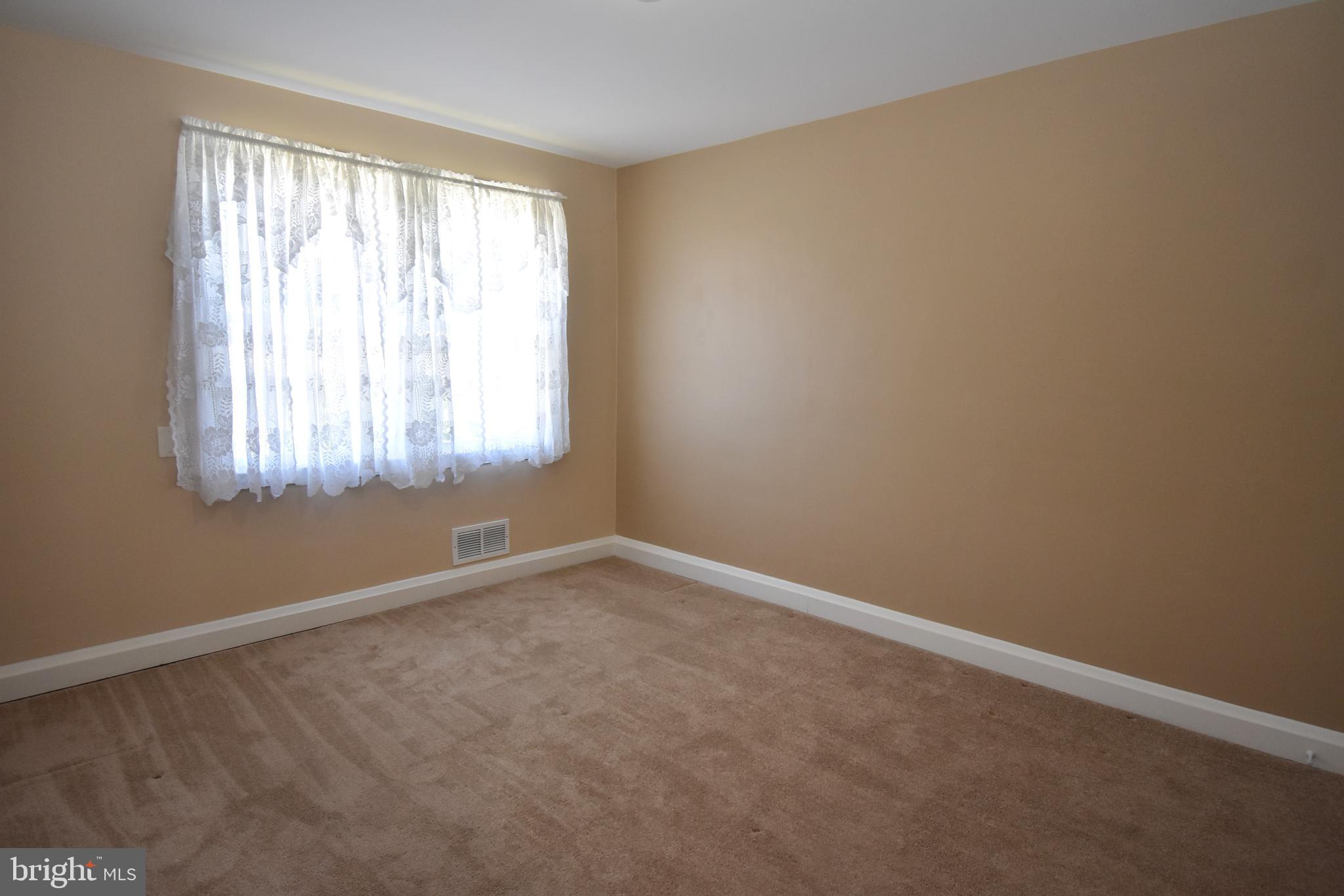 EASTFIELD - Residential
