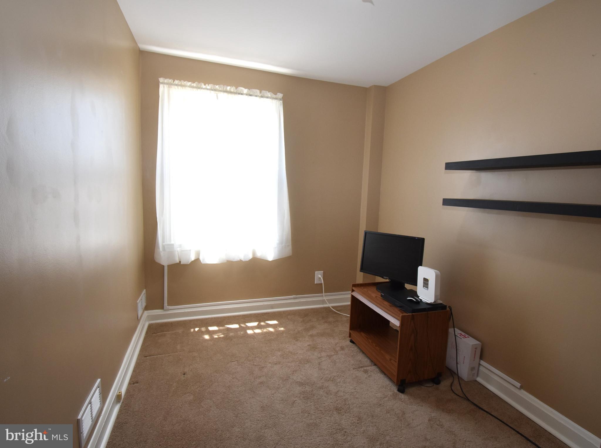 EASTFIELD - Residential