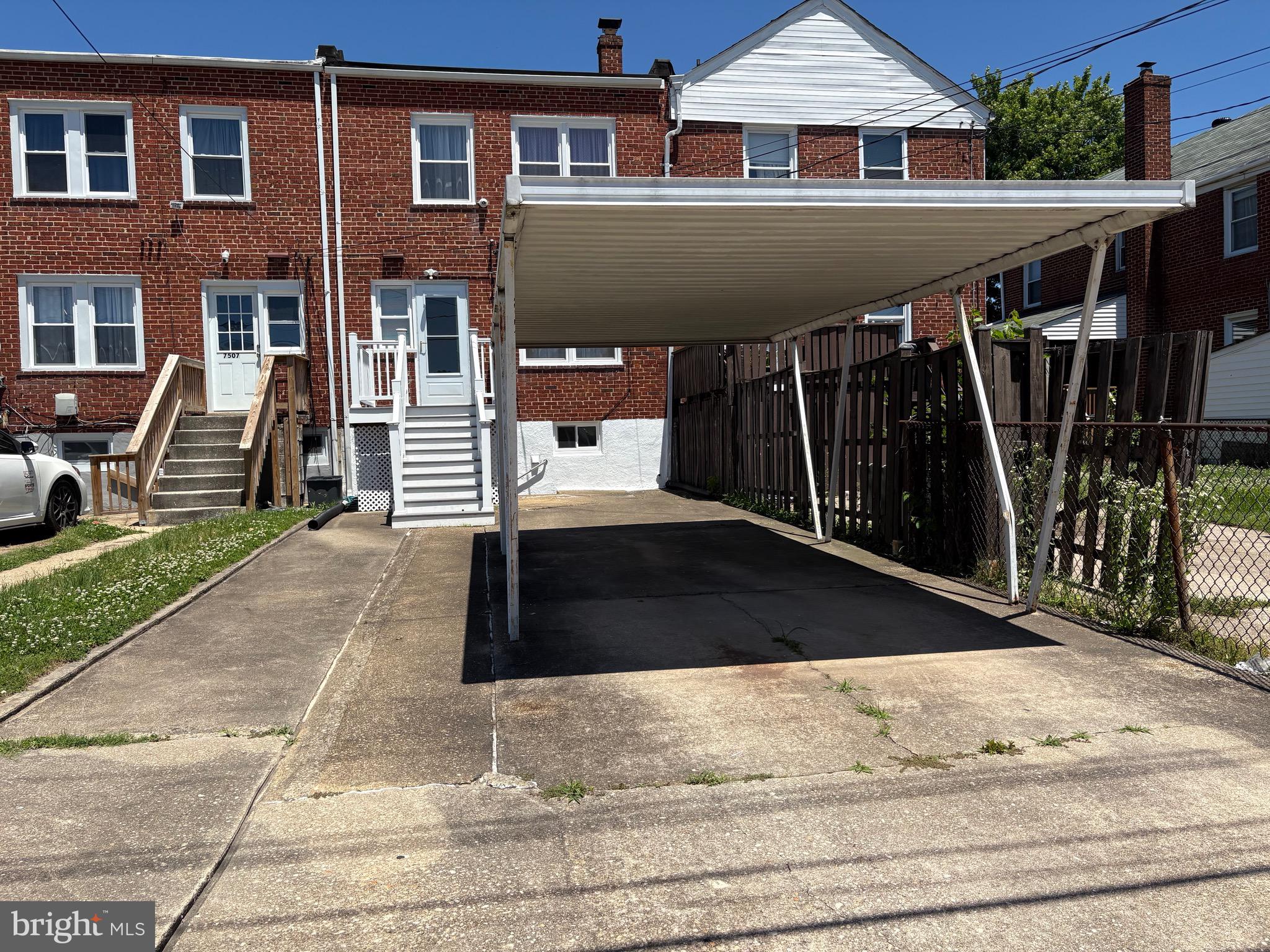 EASTFIELD - Residential