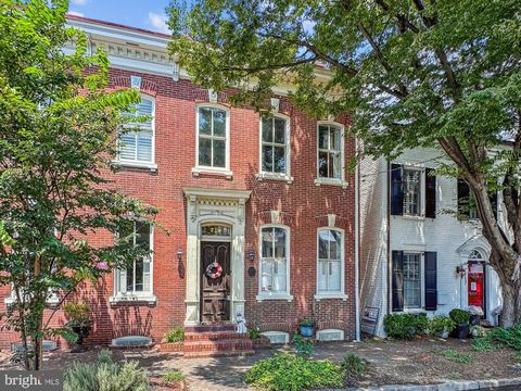 719 GIBBON STREET ALEXANDRIA VA 22314