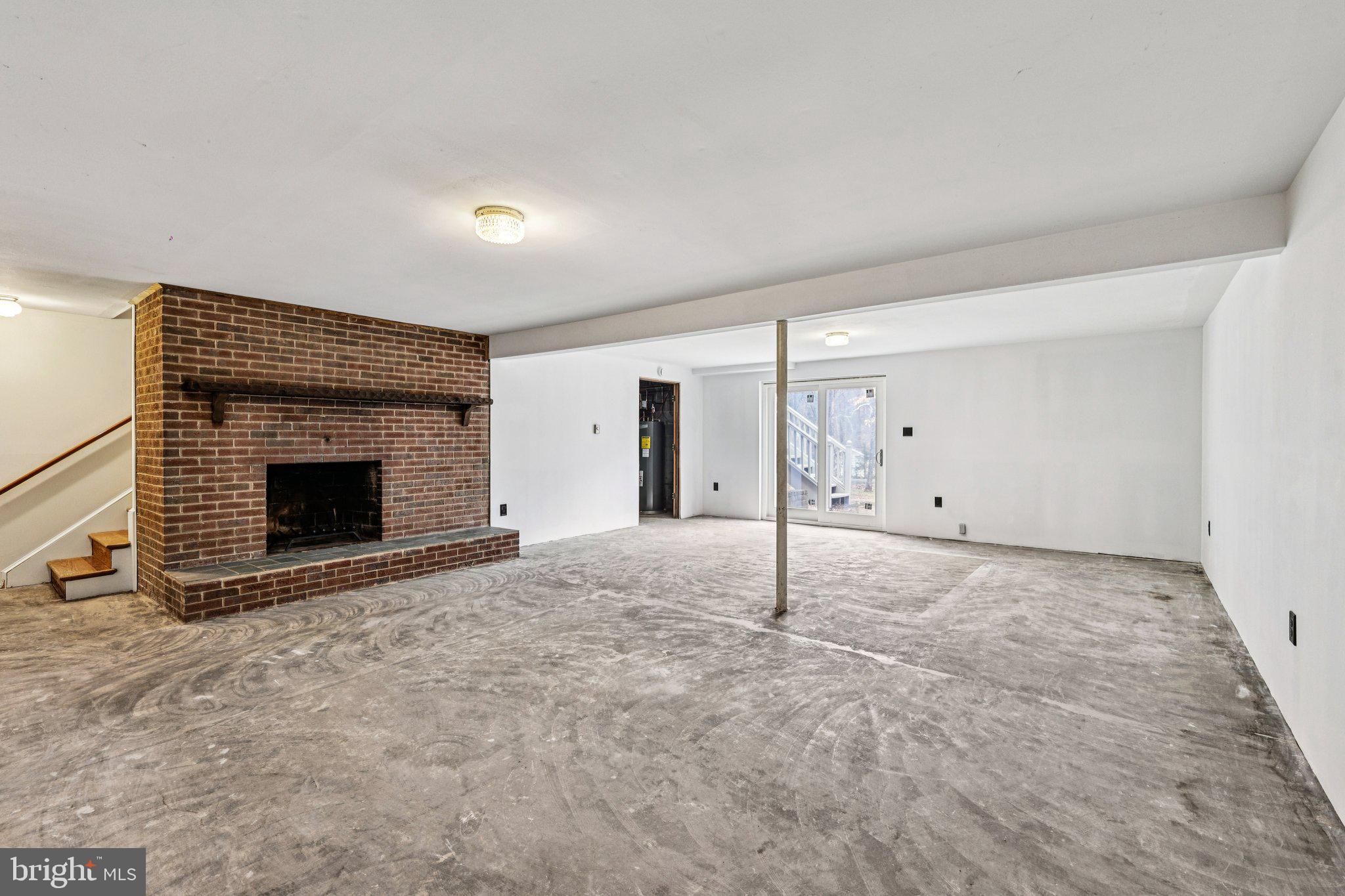 LAKE JACKSON - Residential