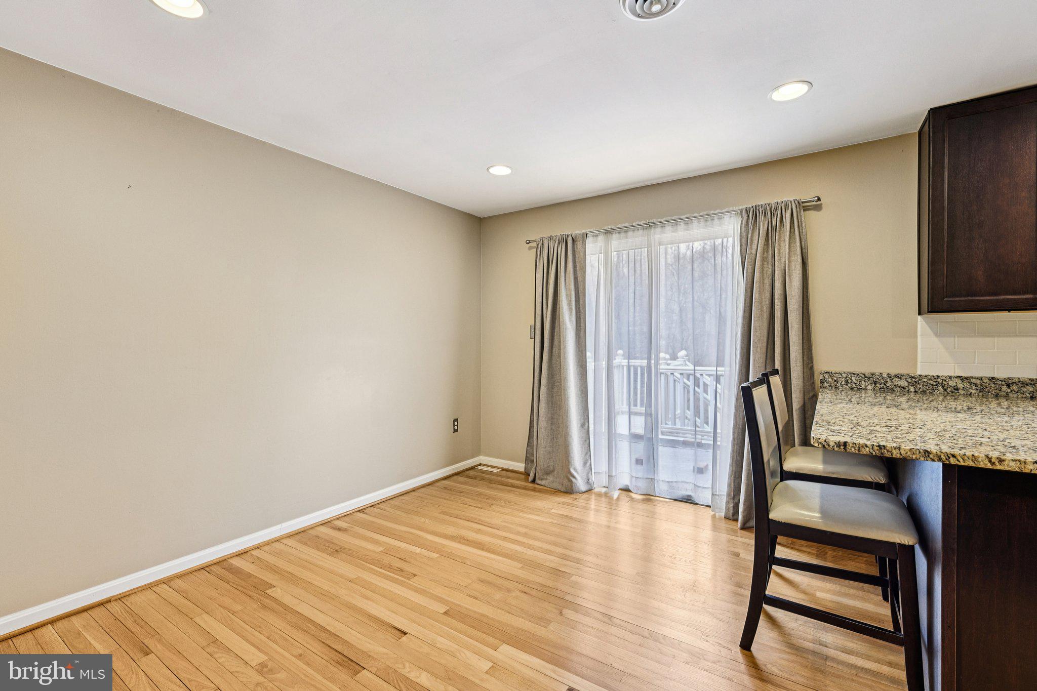 LAKE JACKSON - Residential