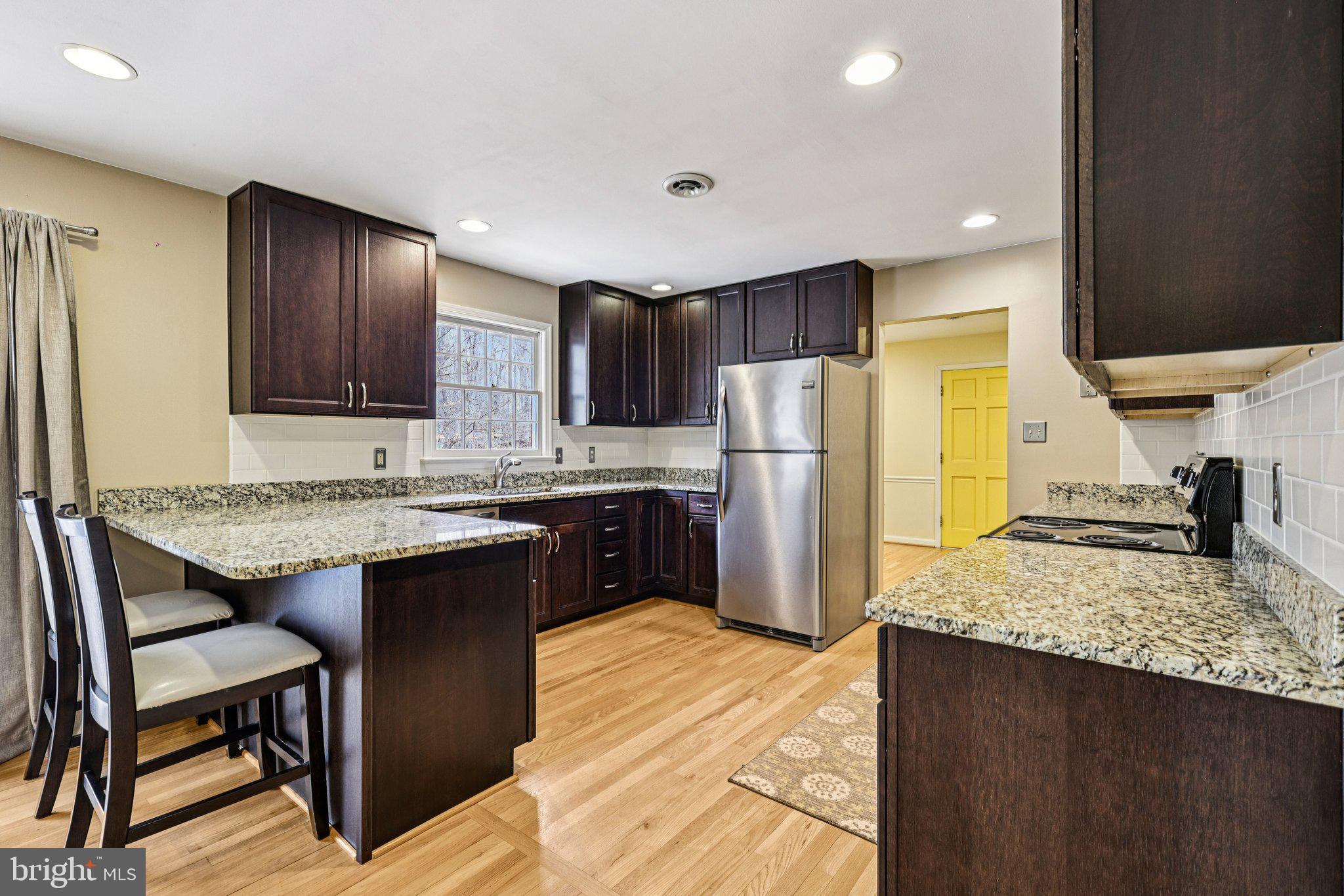 LAKE JACKSON - Residential