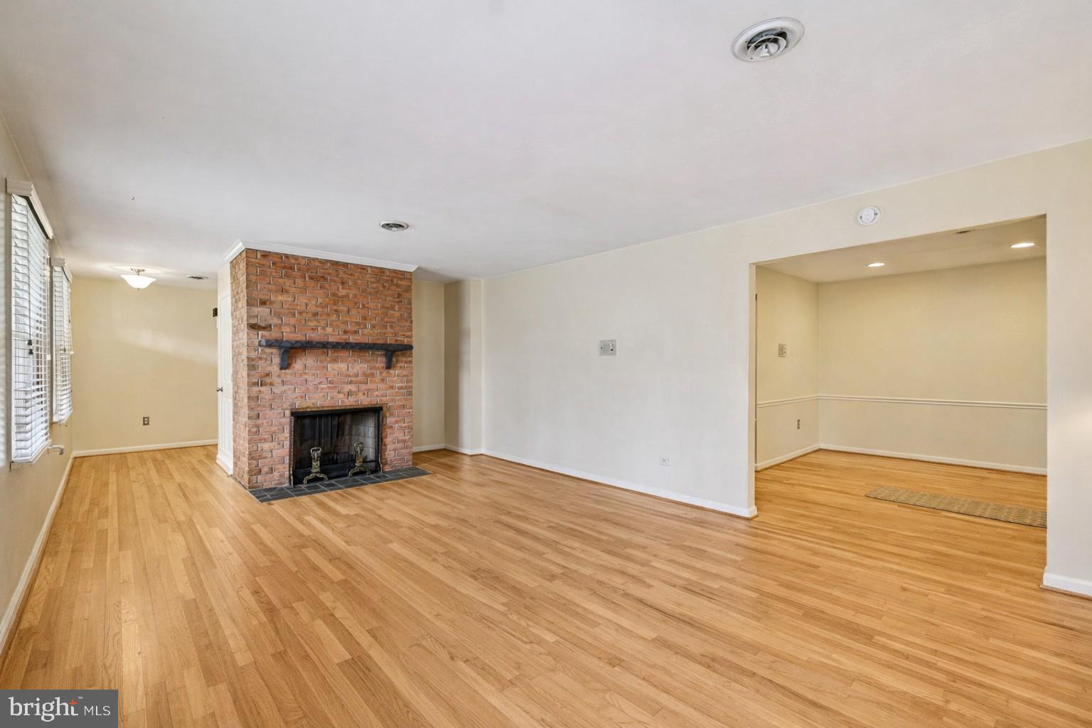 LAKE JACKSON - Residential