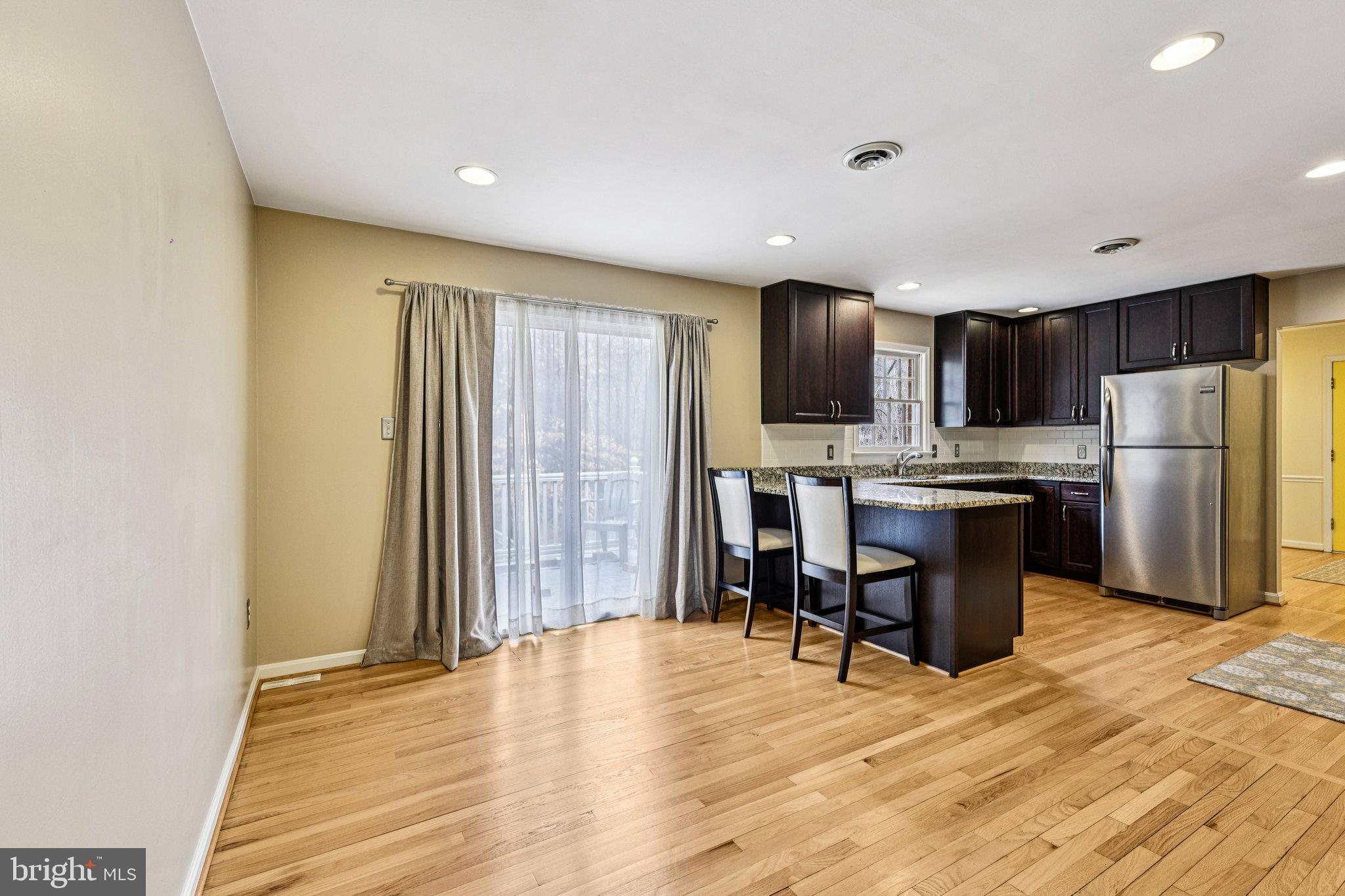 LAKE JACKSON - Residential