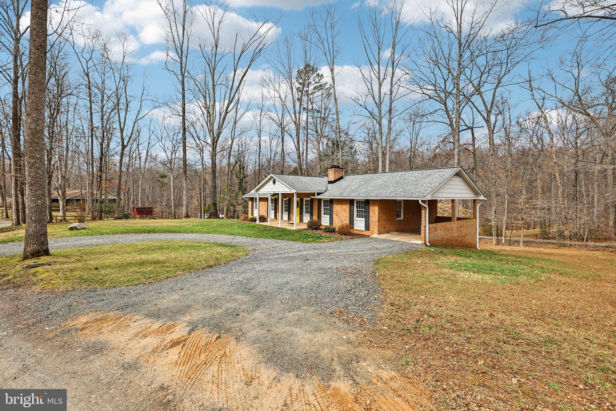 LAKE JACKSON - Residential