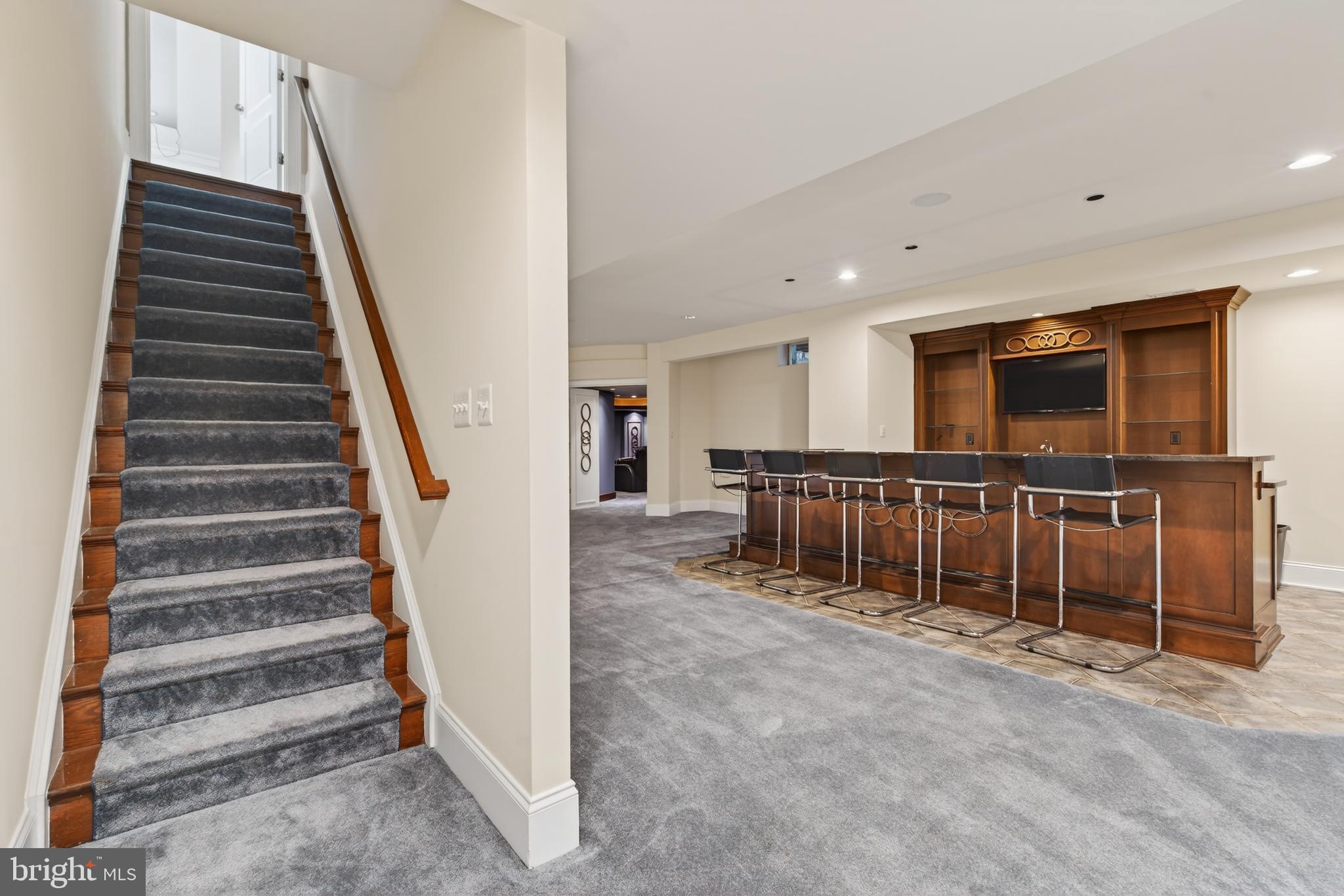 BELMONT COUNTRY CLUB - Residential