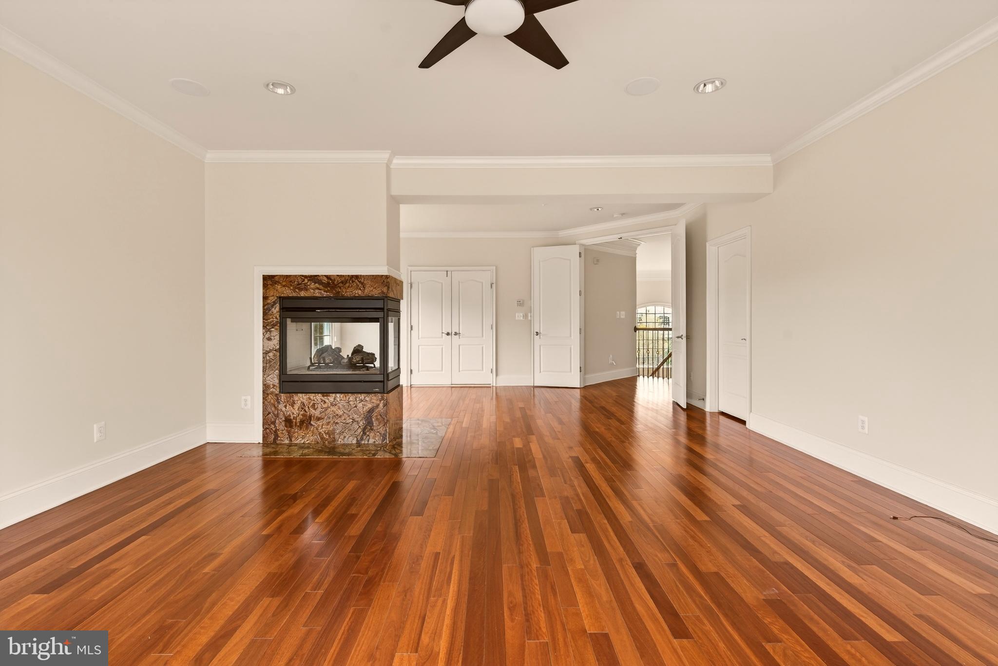 BELMONT COUNTRY CLUB - Residential