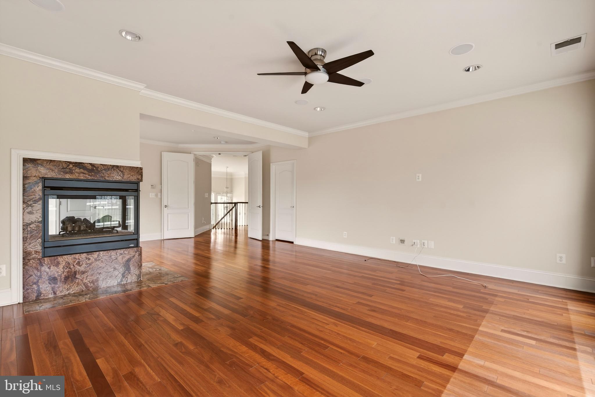 BELMONT COUNTRY CLUB - Residential