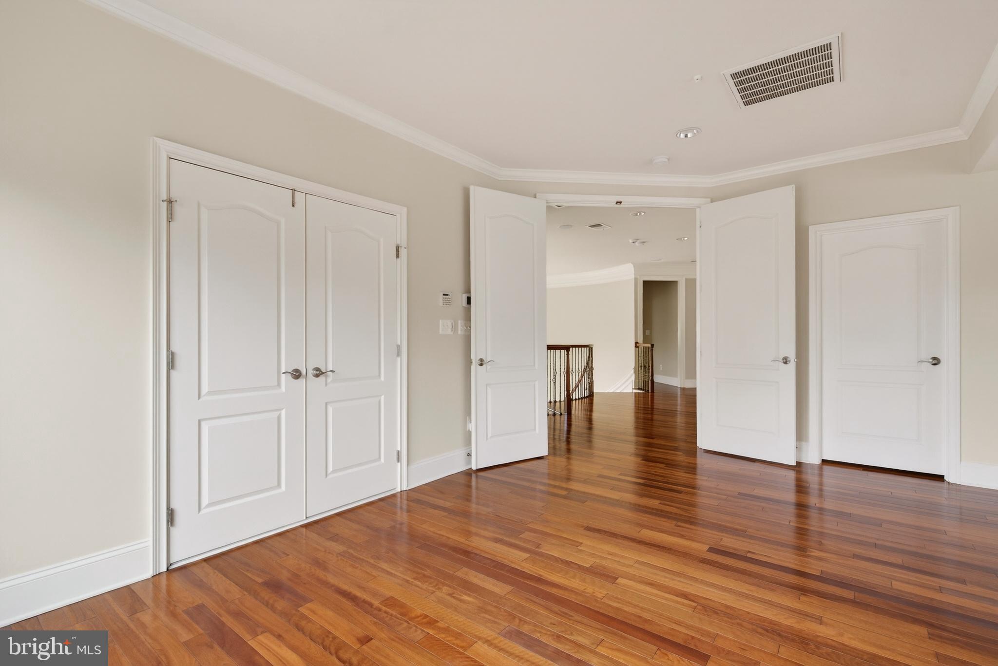 BELMONT COUNTRY CLUB - Residential