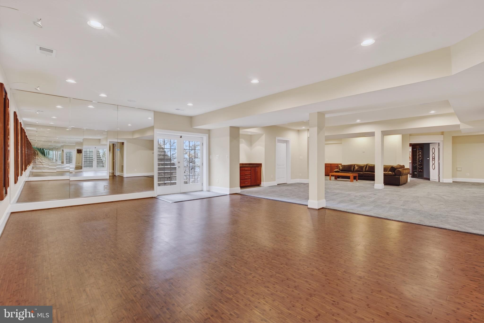 BELMONT COUNTRY CLUB - Residential