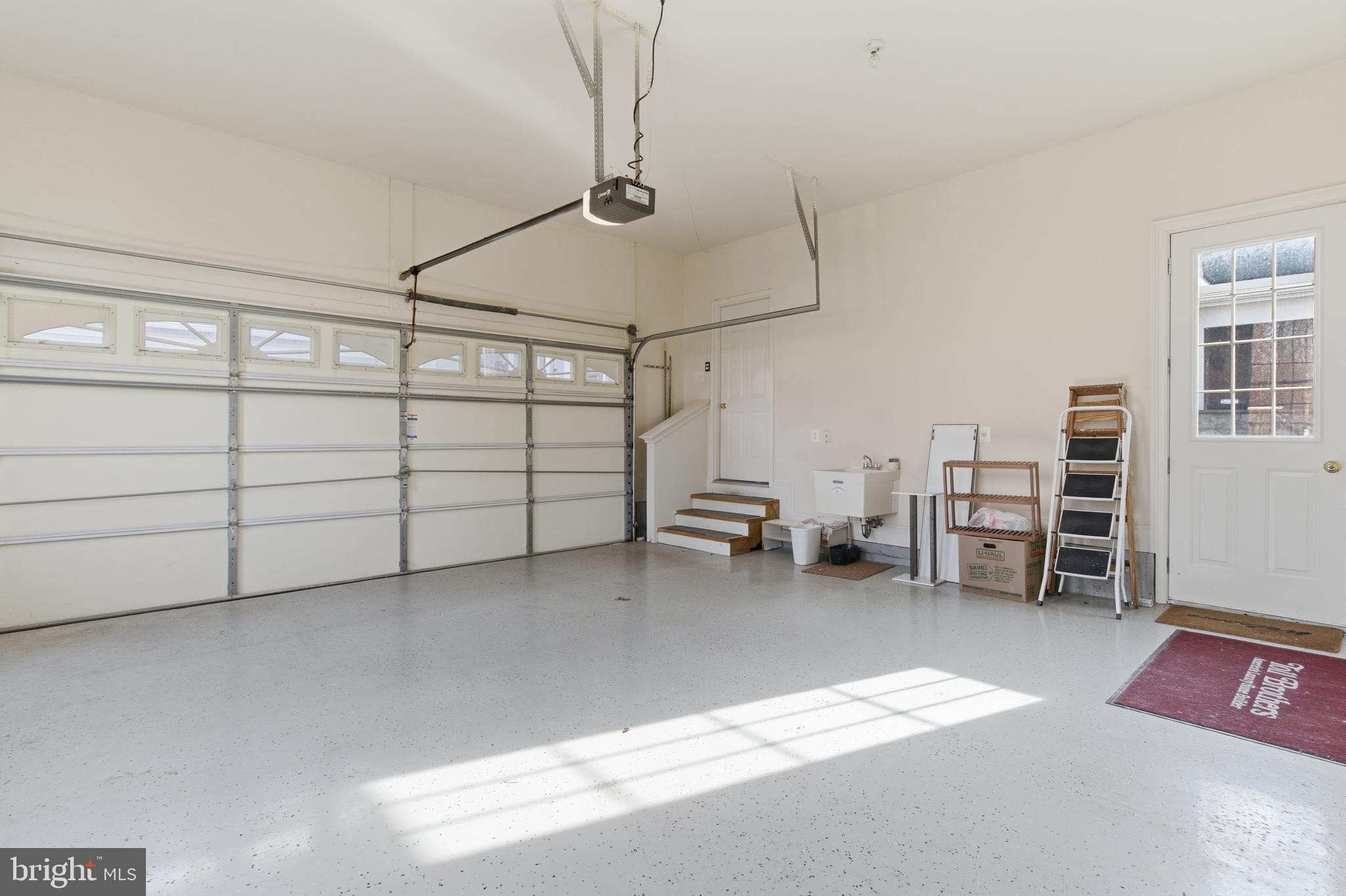 BELMONT COUNTRY CLUB - Residential