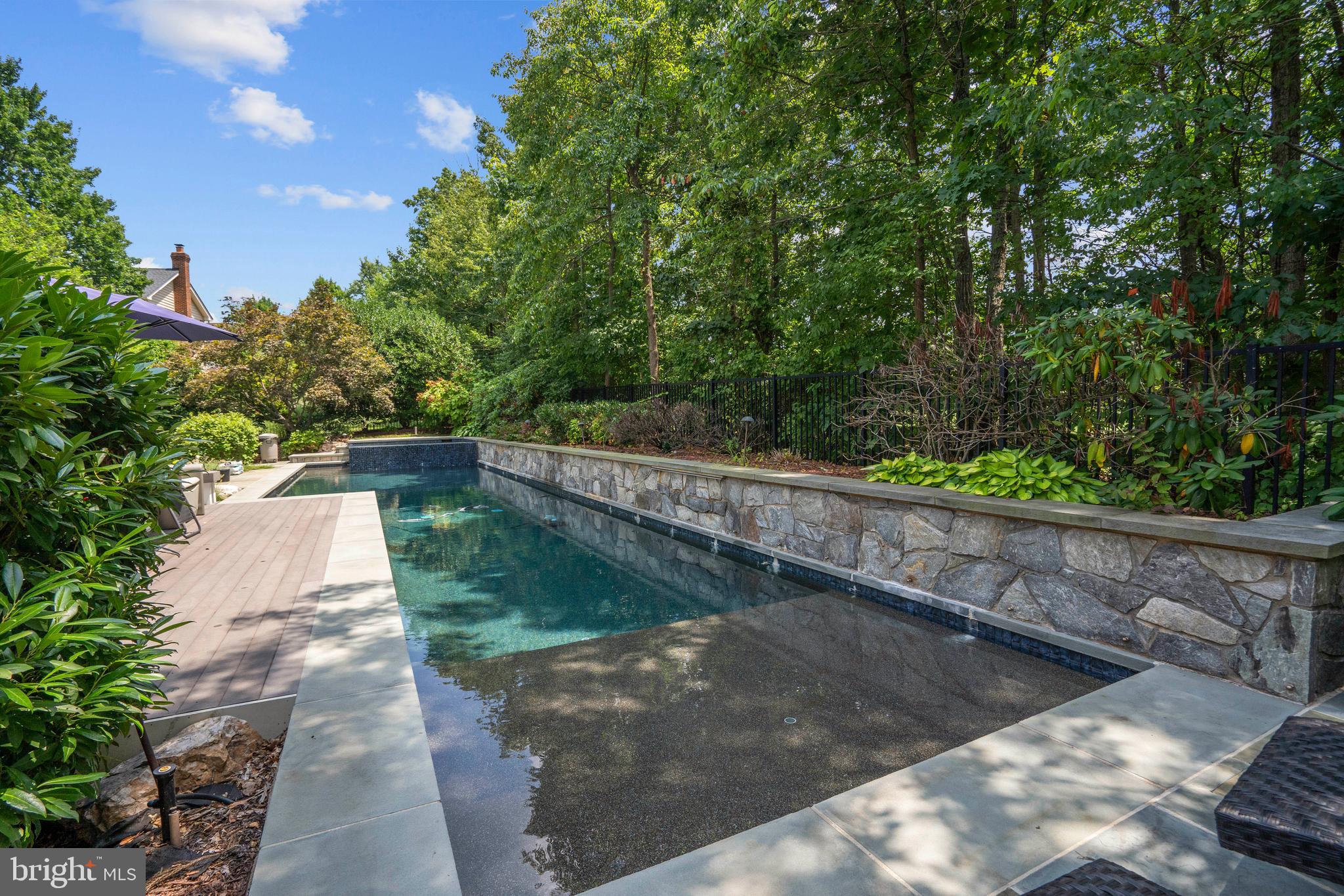 BELMONT COUNTRY CLUB - Residential