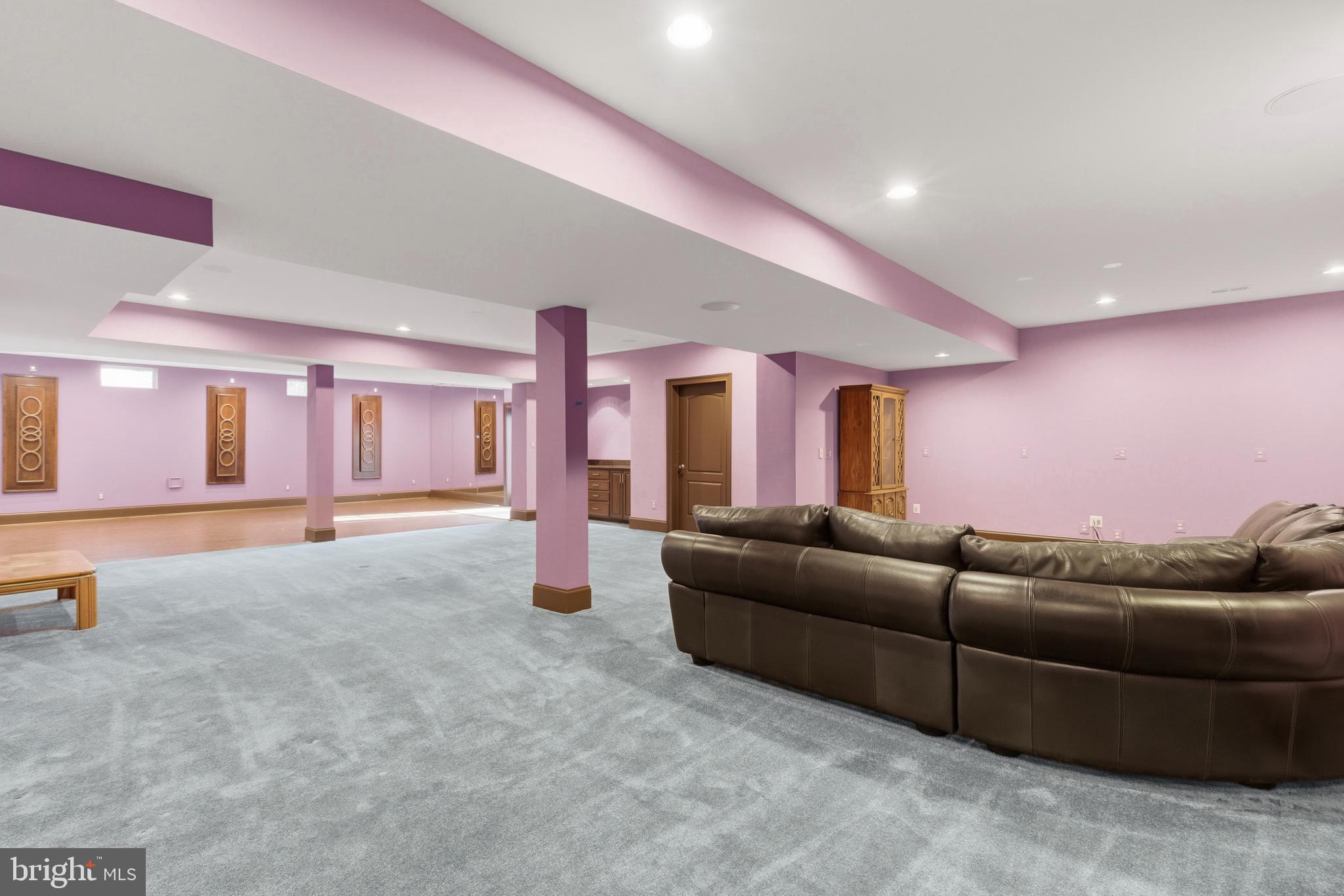 BELMONT COUNTRY CLUB - Residential