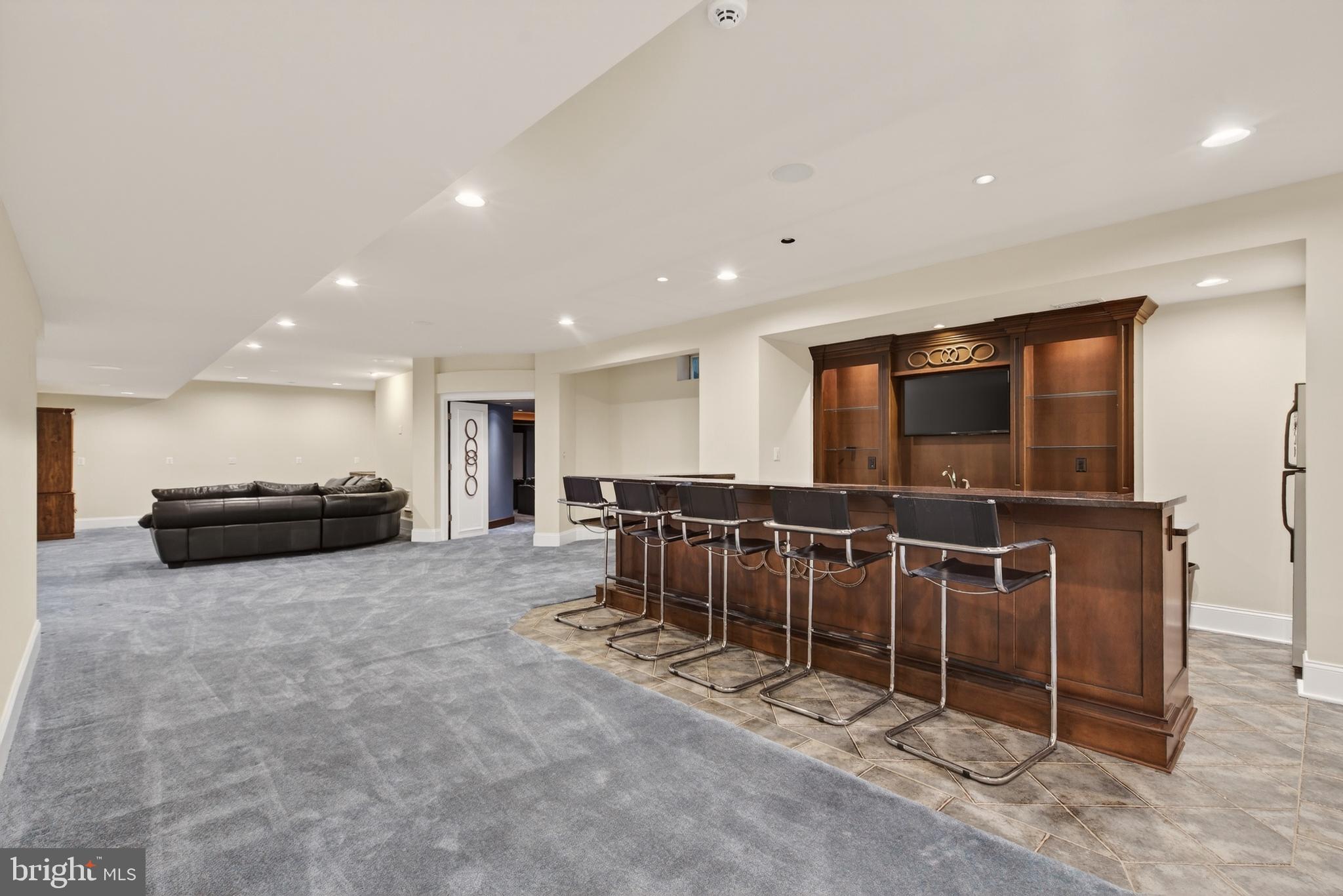 BELMONT COUNTRY CLUB - Residential