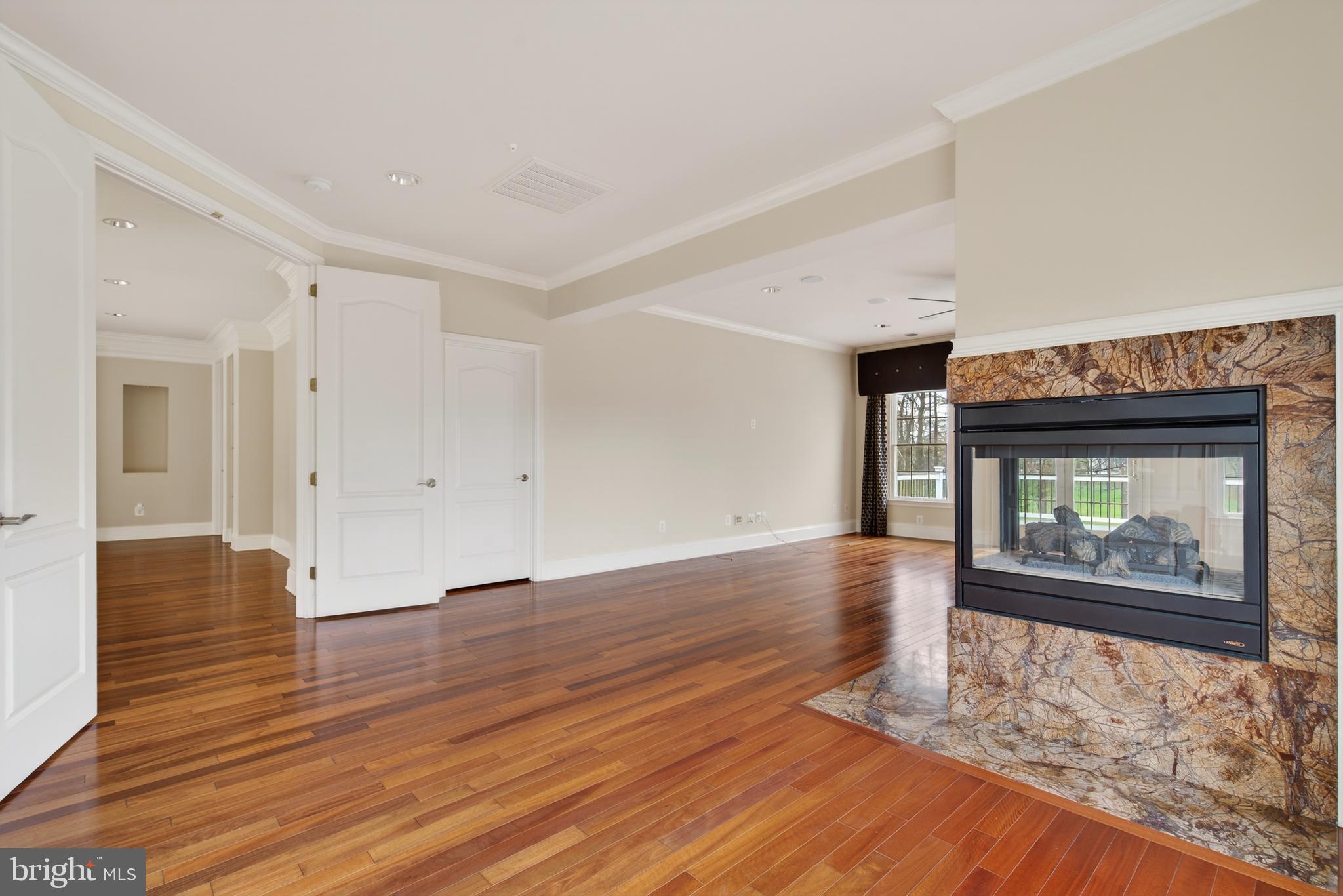 BELMONT COUNTRY CLUB - Residential