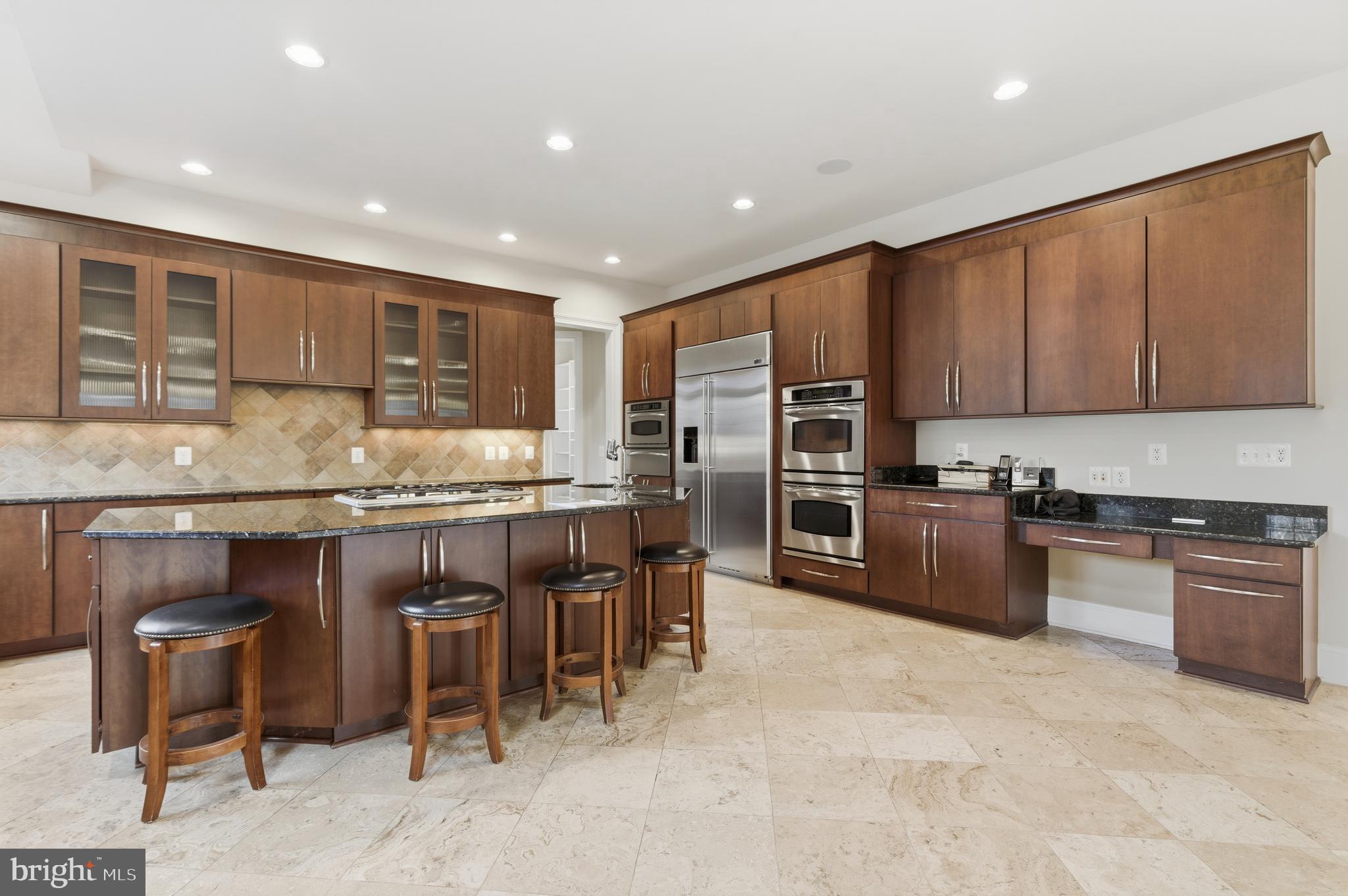 BELMONT COUNTRY CLUB - Residential