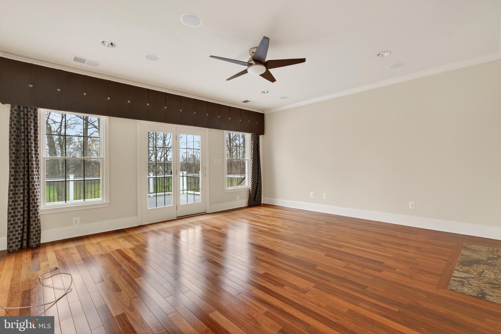 BELMONT COUNTRY CLUB - Residential