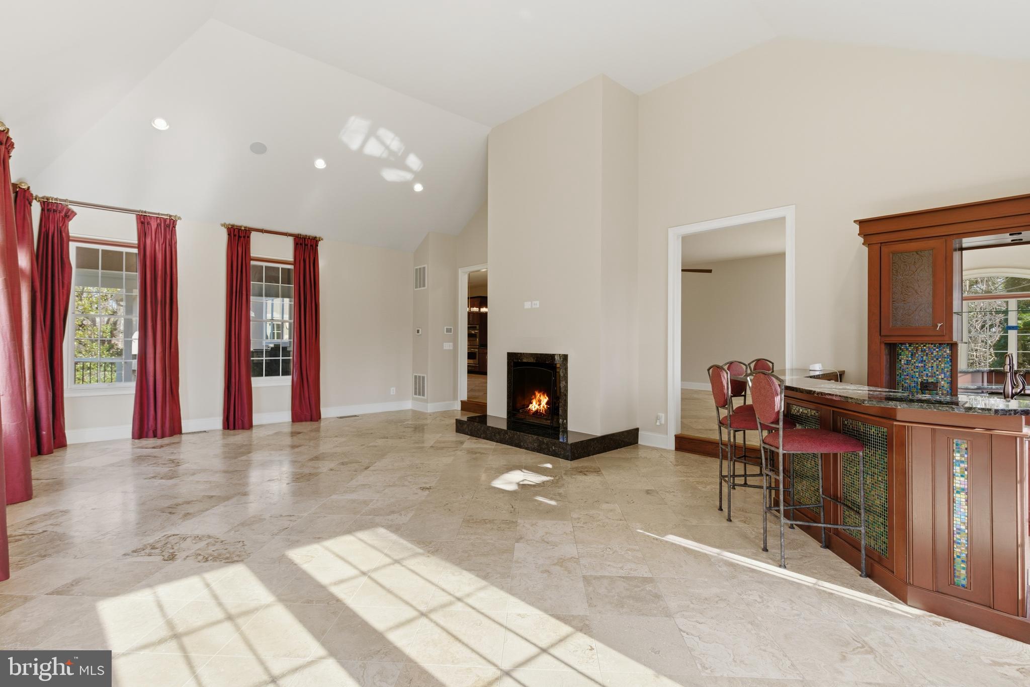 BELMONT COUNTRY CLUB - Residential