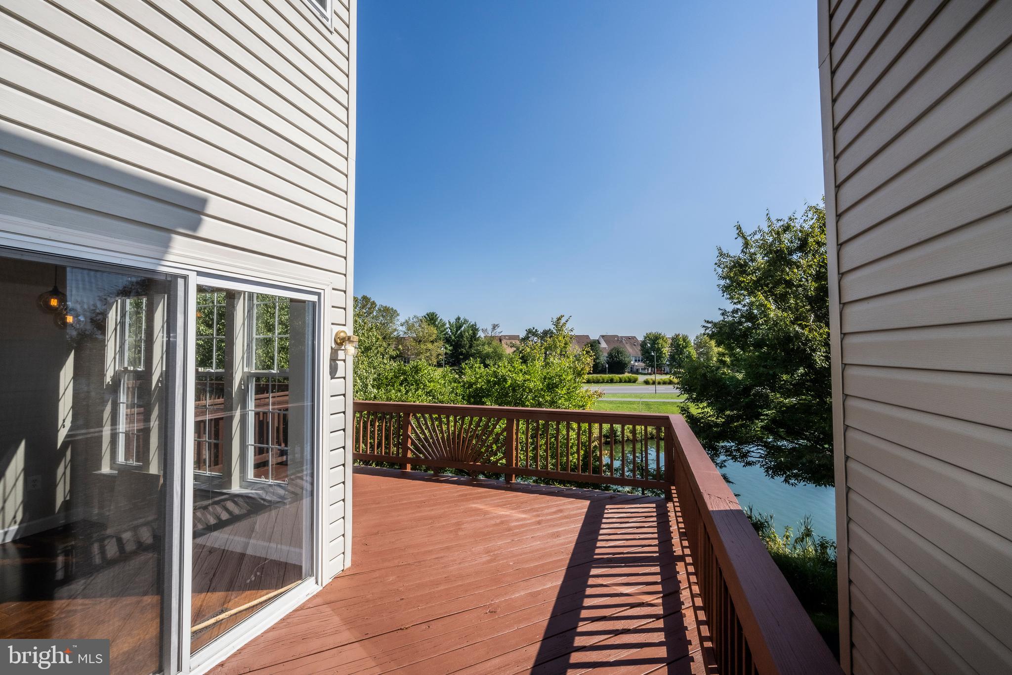 ASHBURN VILLAGE - Residential Lease