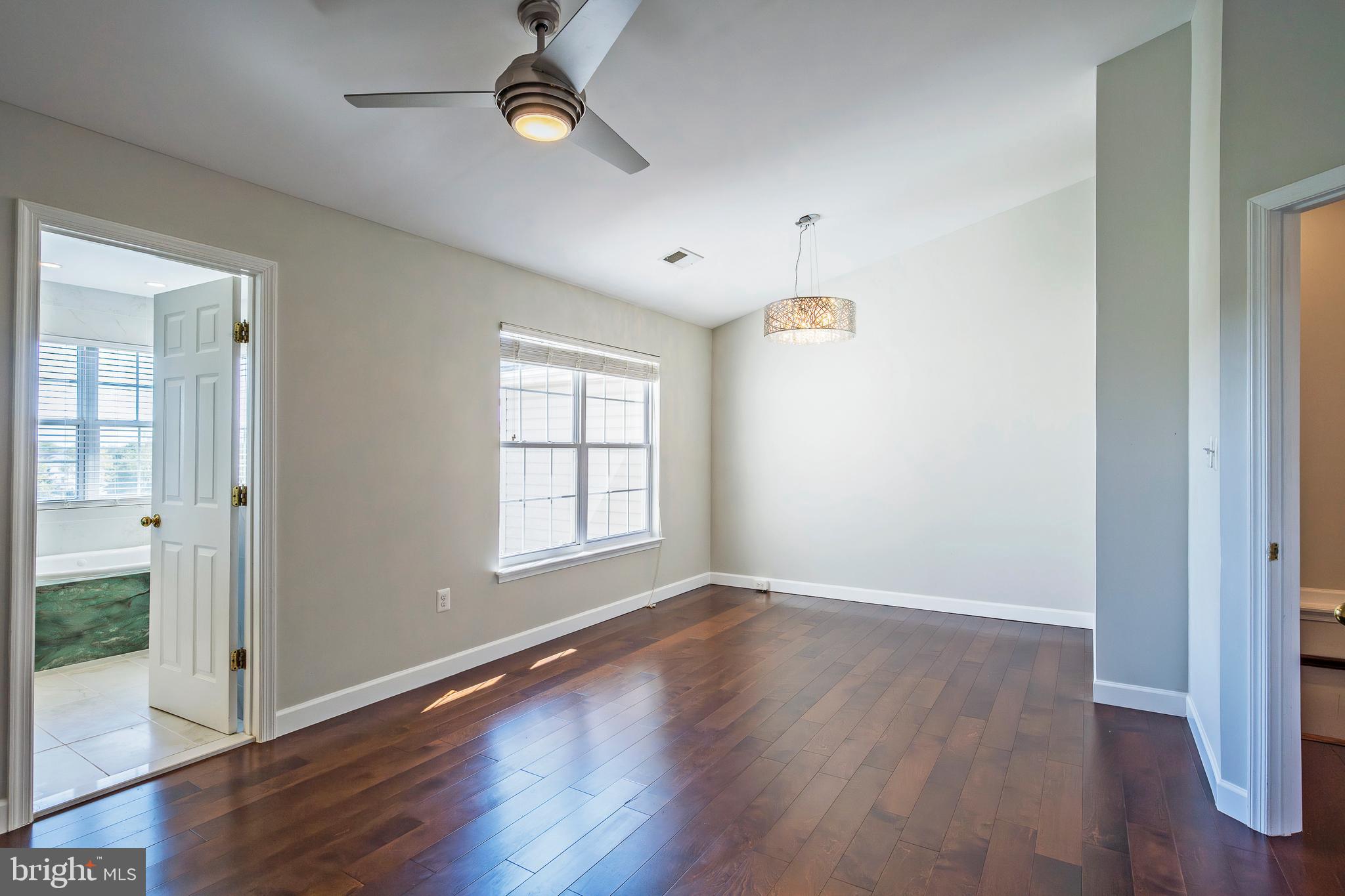 ASHBURN VILLAGE - Residential Lease