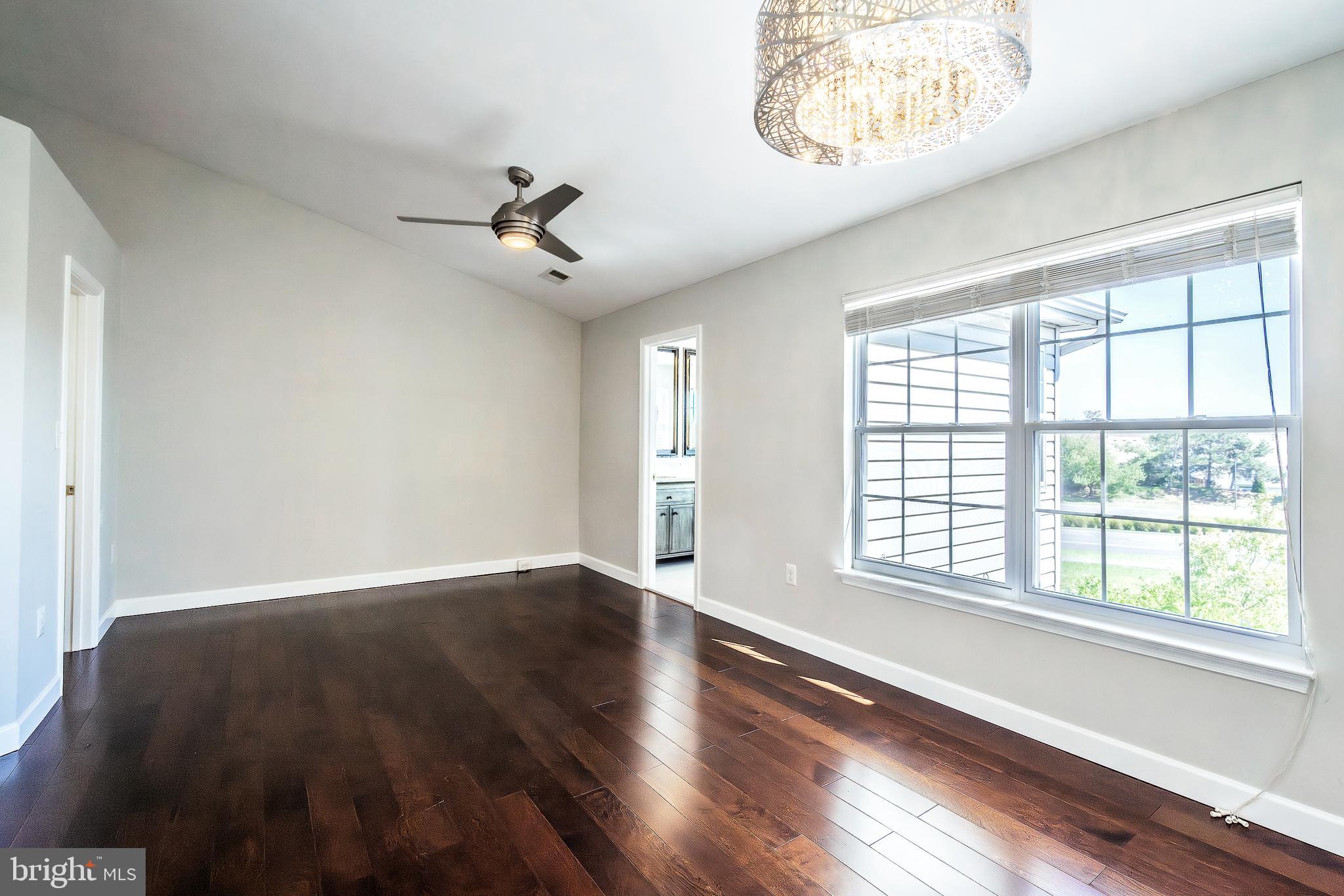 ASHBURN VILLAGE - Residential Lease