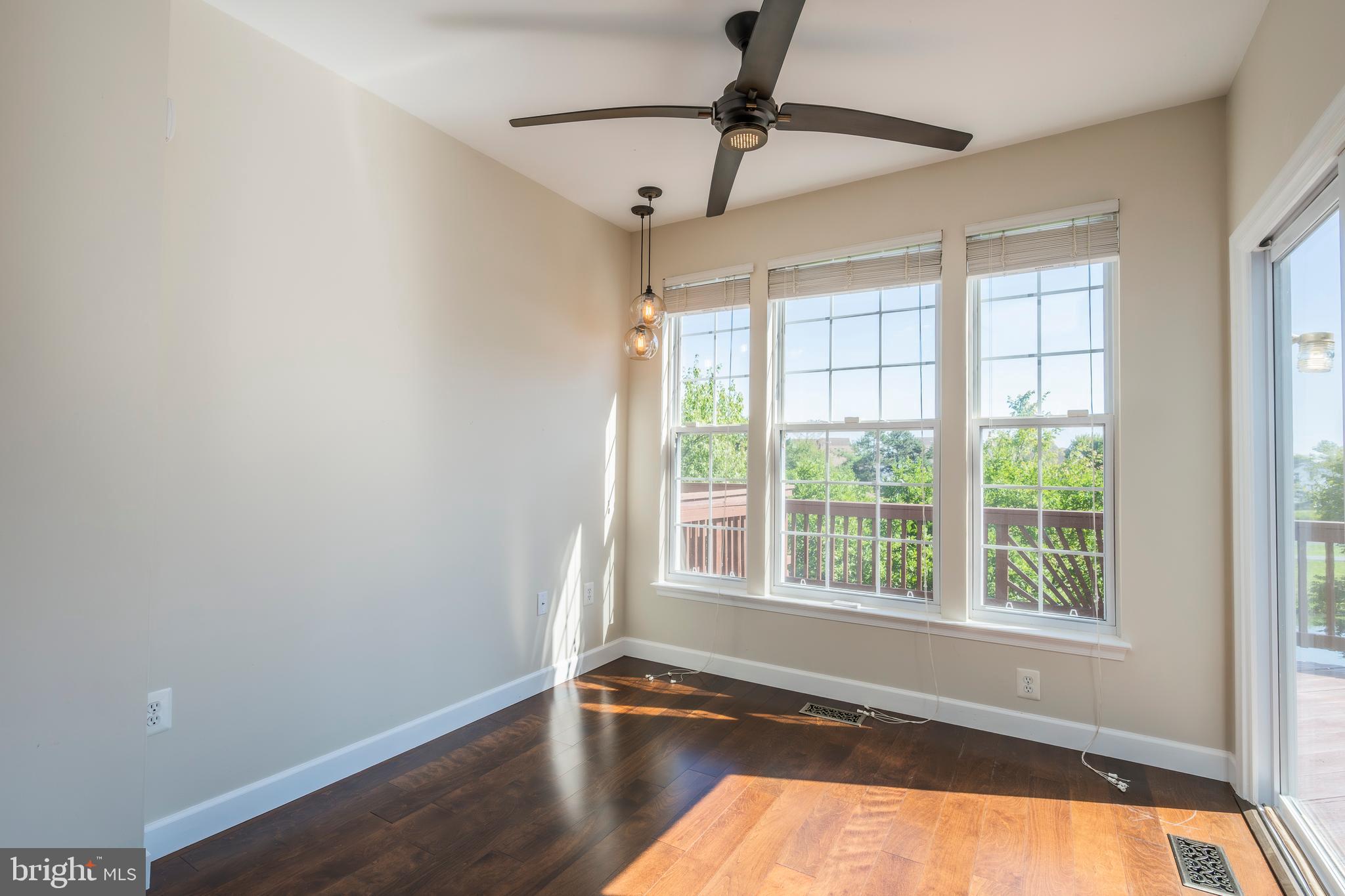 ASHBURN VILLAGE - Residential Lease