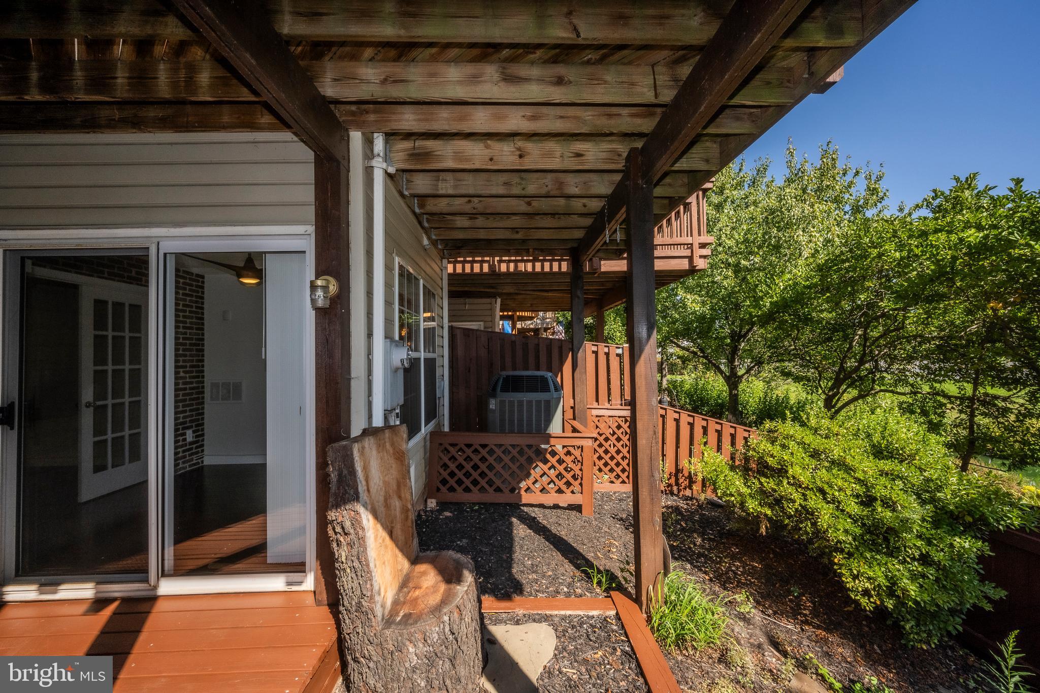 ASHBURN VILLAGE - Residential Lease