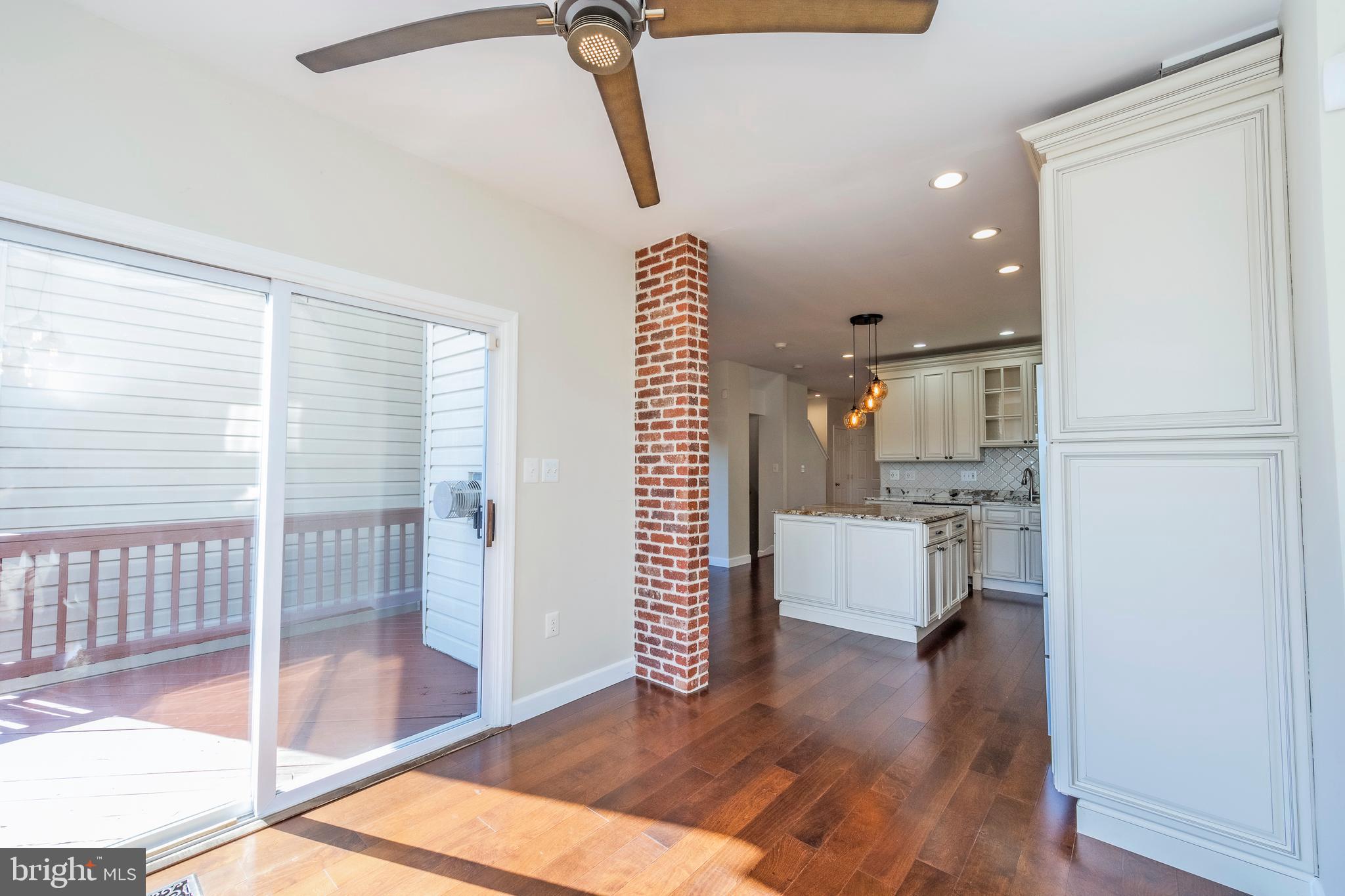 ASHBURN VILLAGE - Residential Lease