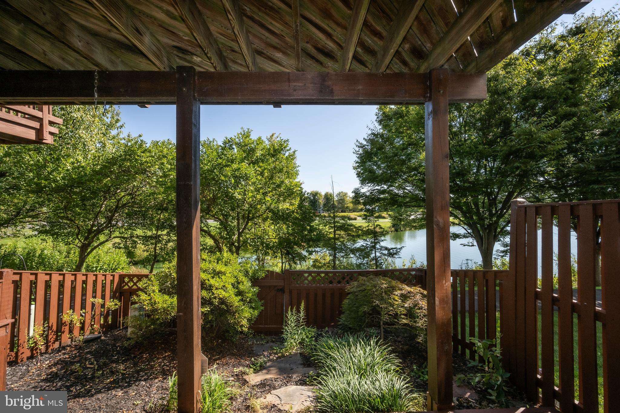 ASHBURN VILLAGE - Residential Lease