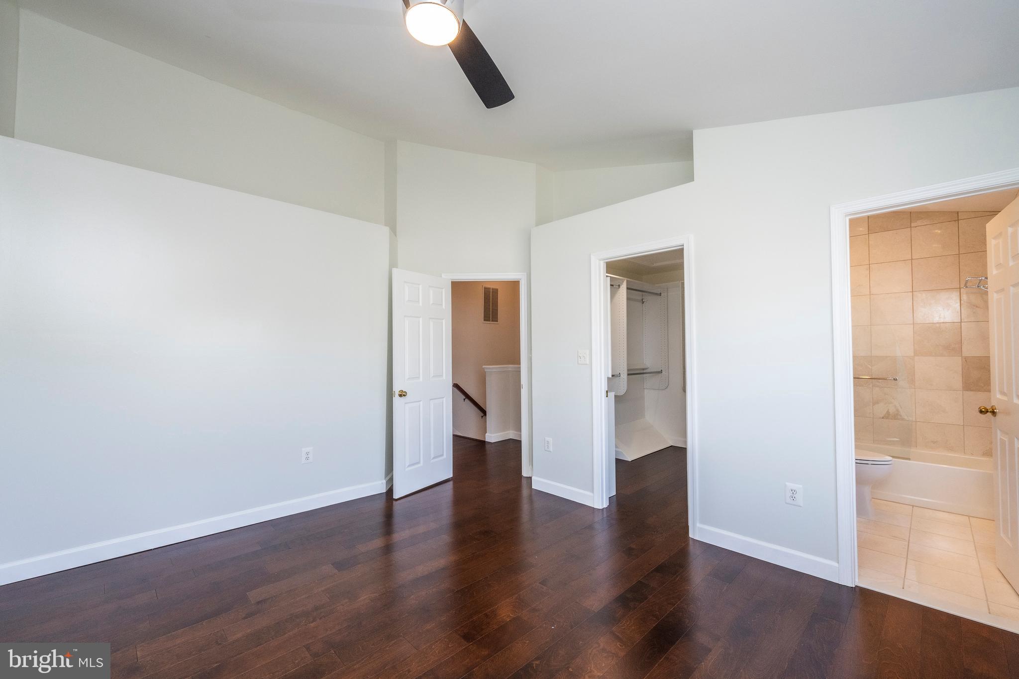 ASHBURN VILLAGE - Residential Lease