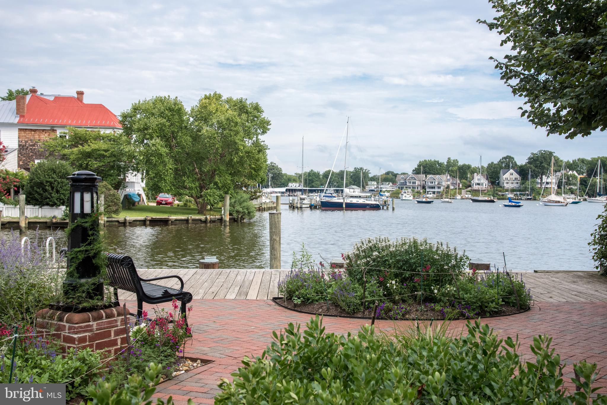 HISTORIC DISTRICT - Residential