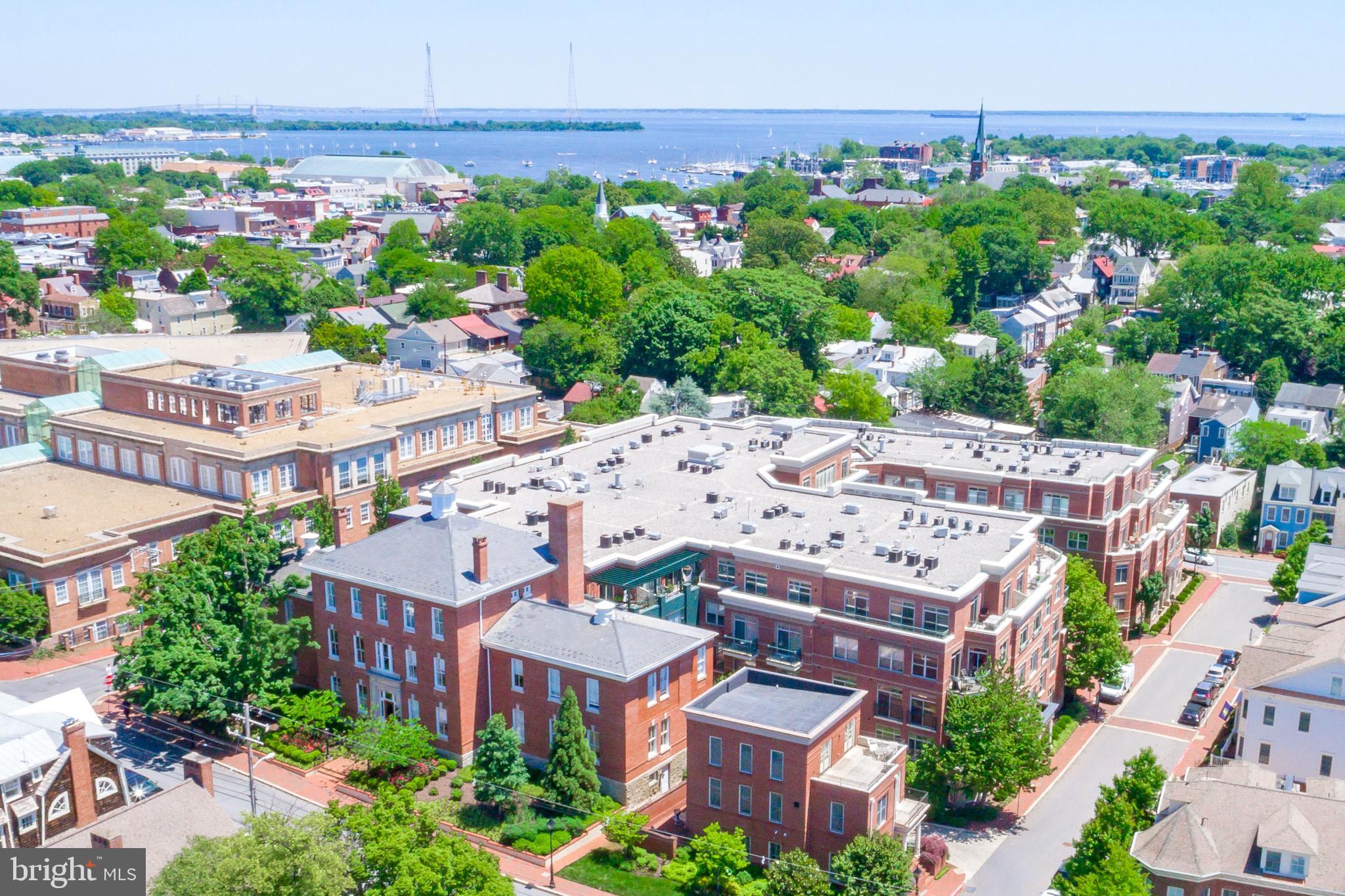 HISTORIC DISTRICT - Residential