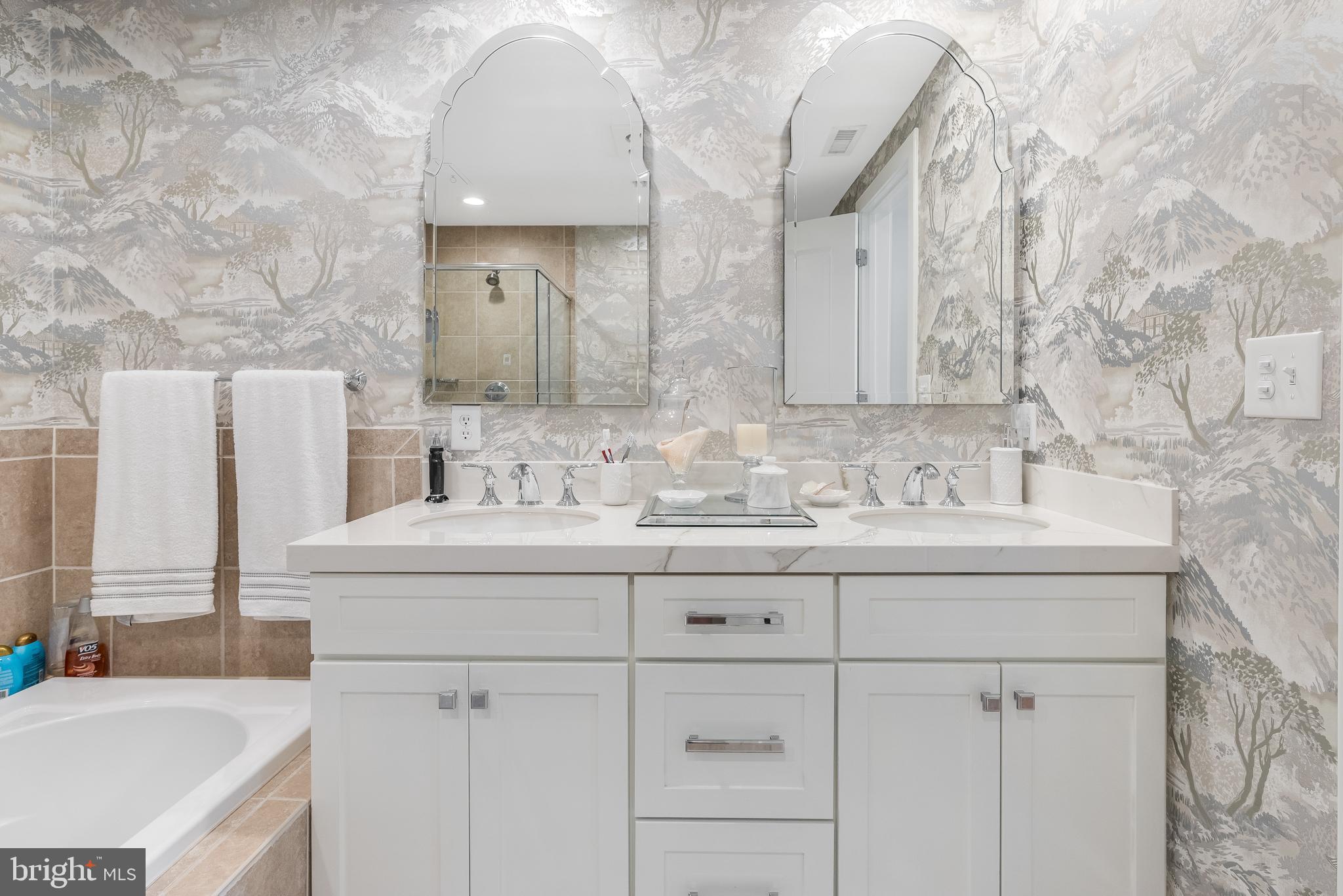 HISTORIC DISTRICT - Residential