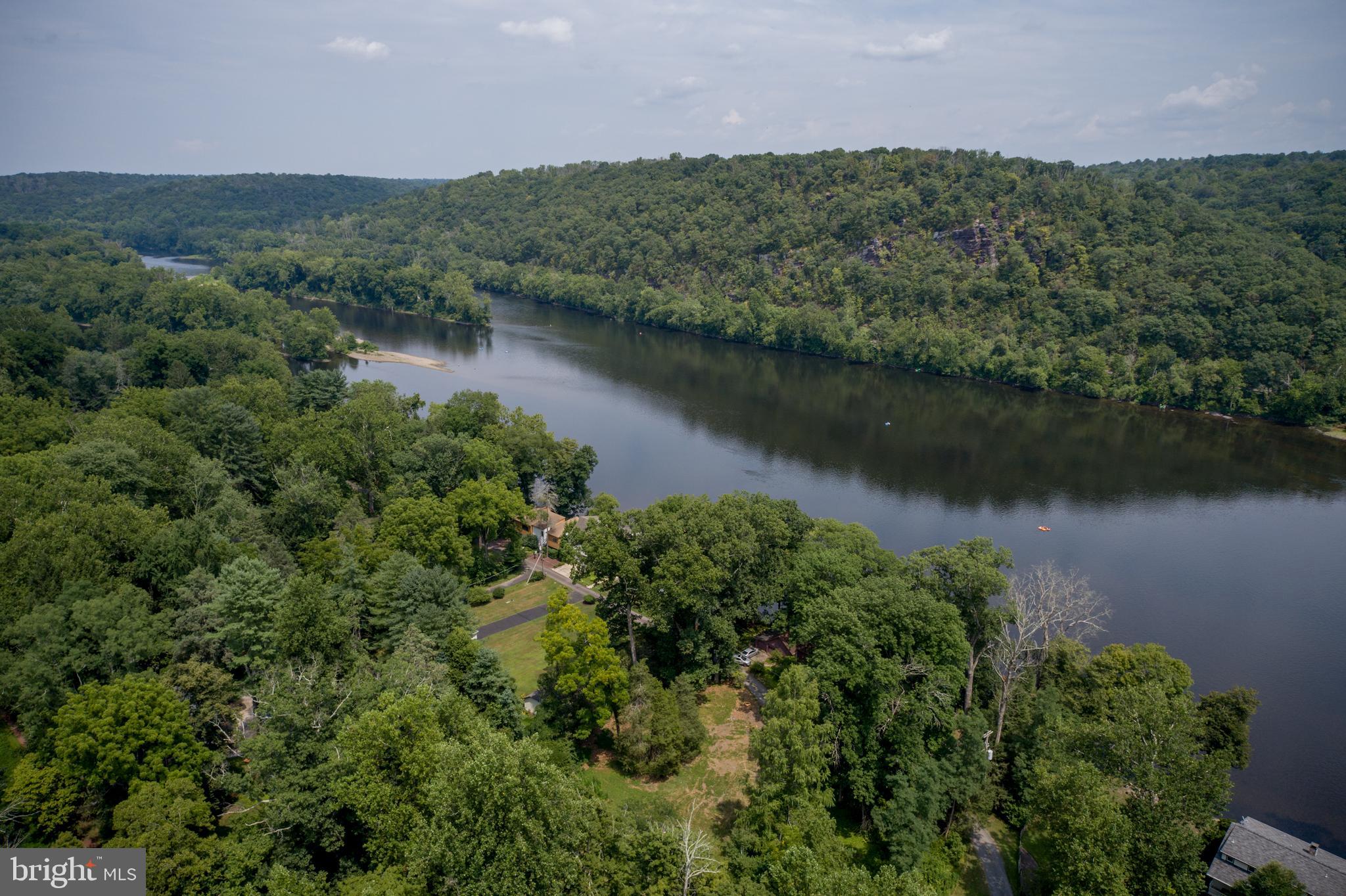 000 - Residential Lease