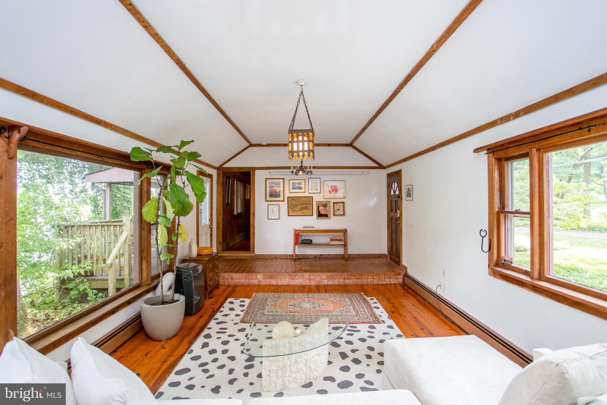 000 - Residential Lease