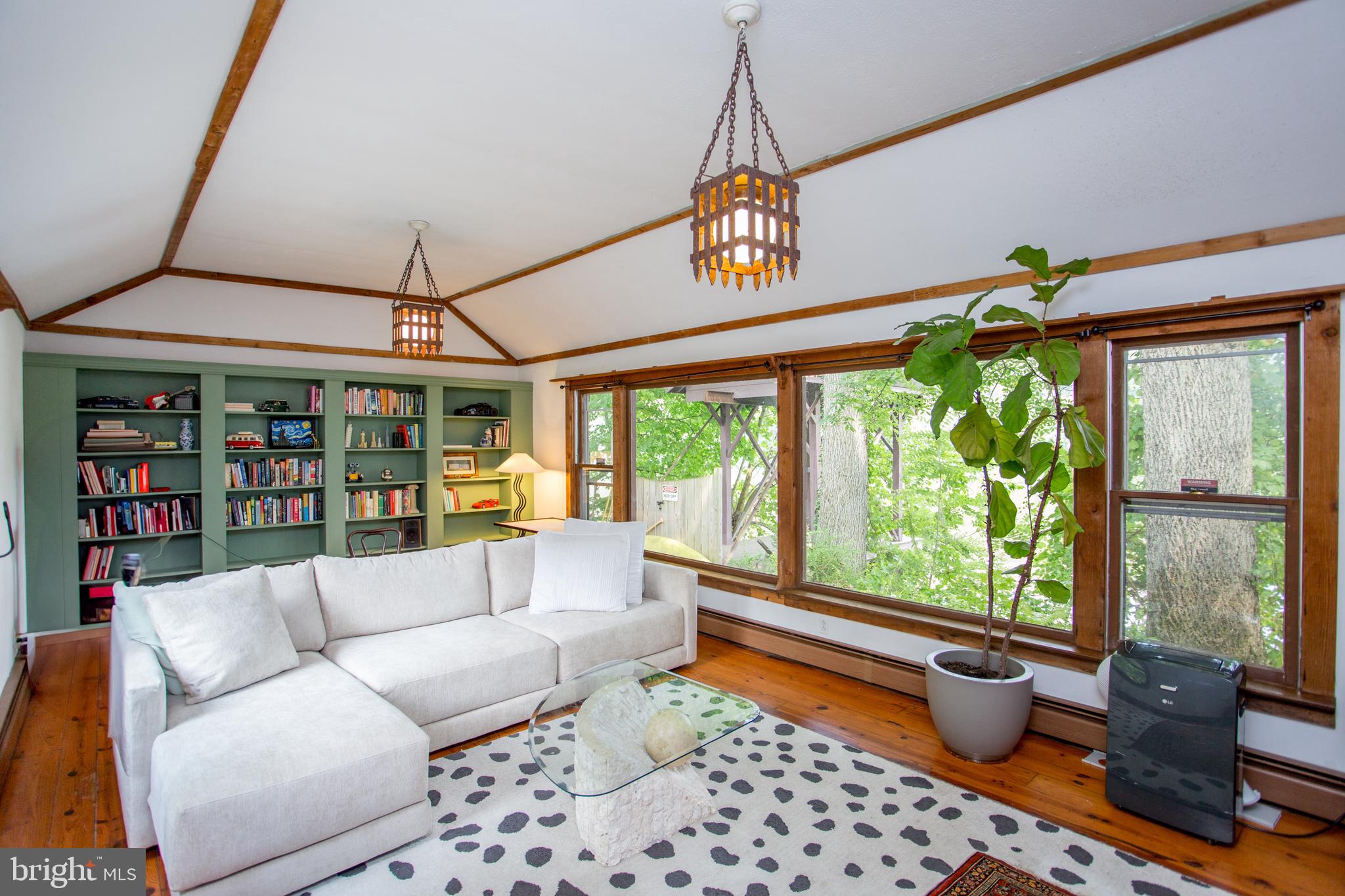 000 - Residential Lease