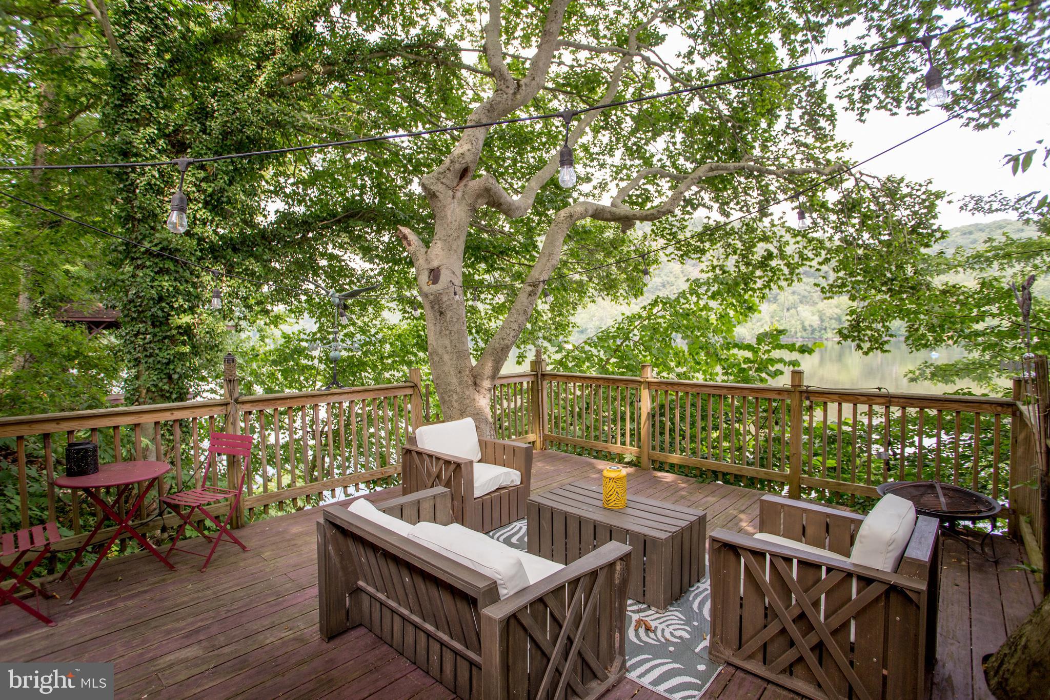 000 - Residential Lease