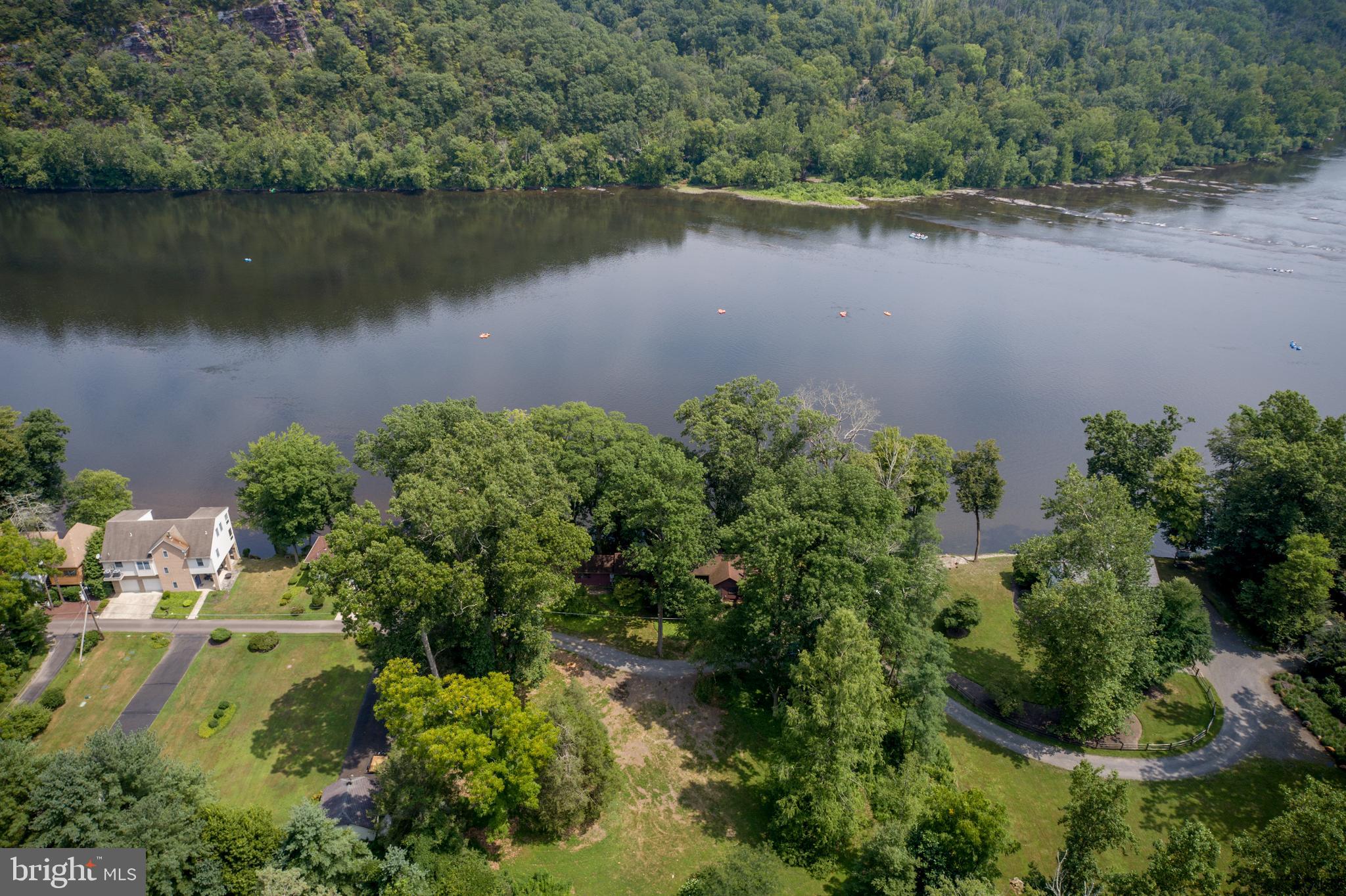 000 - Residential Lease