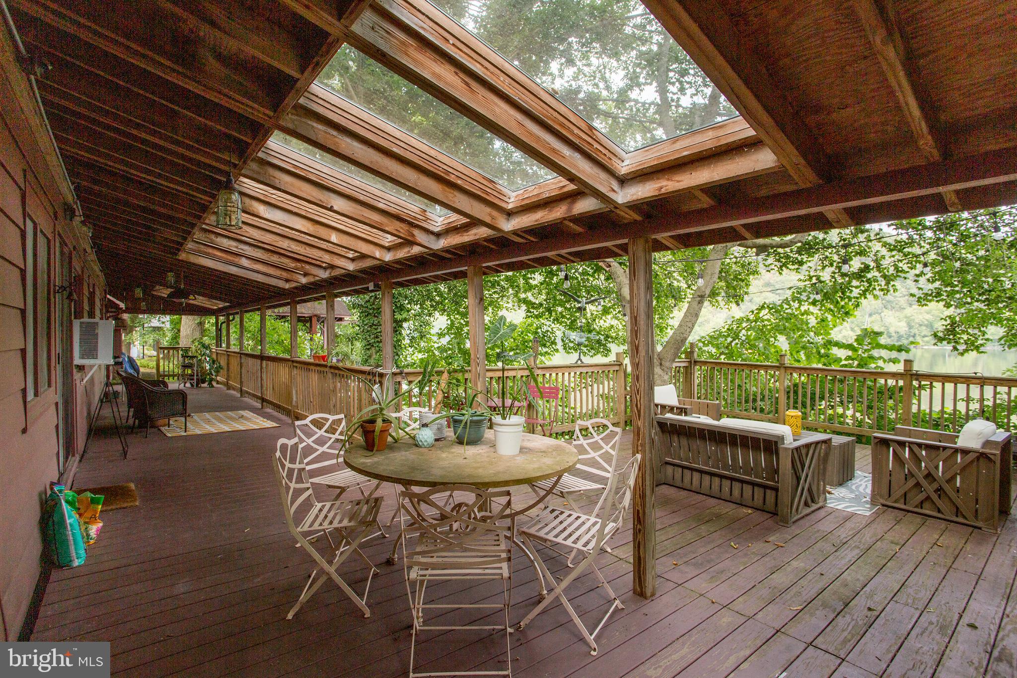 000 - Residential Lease