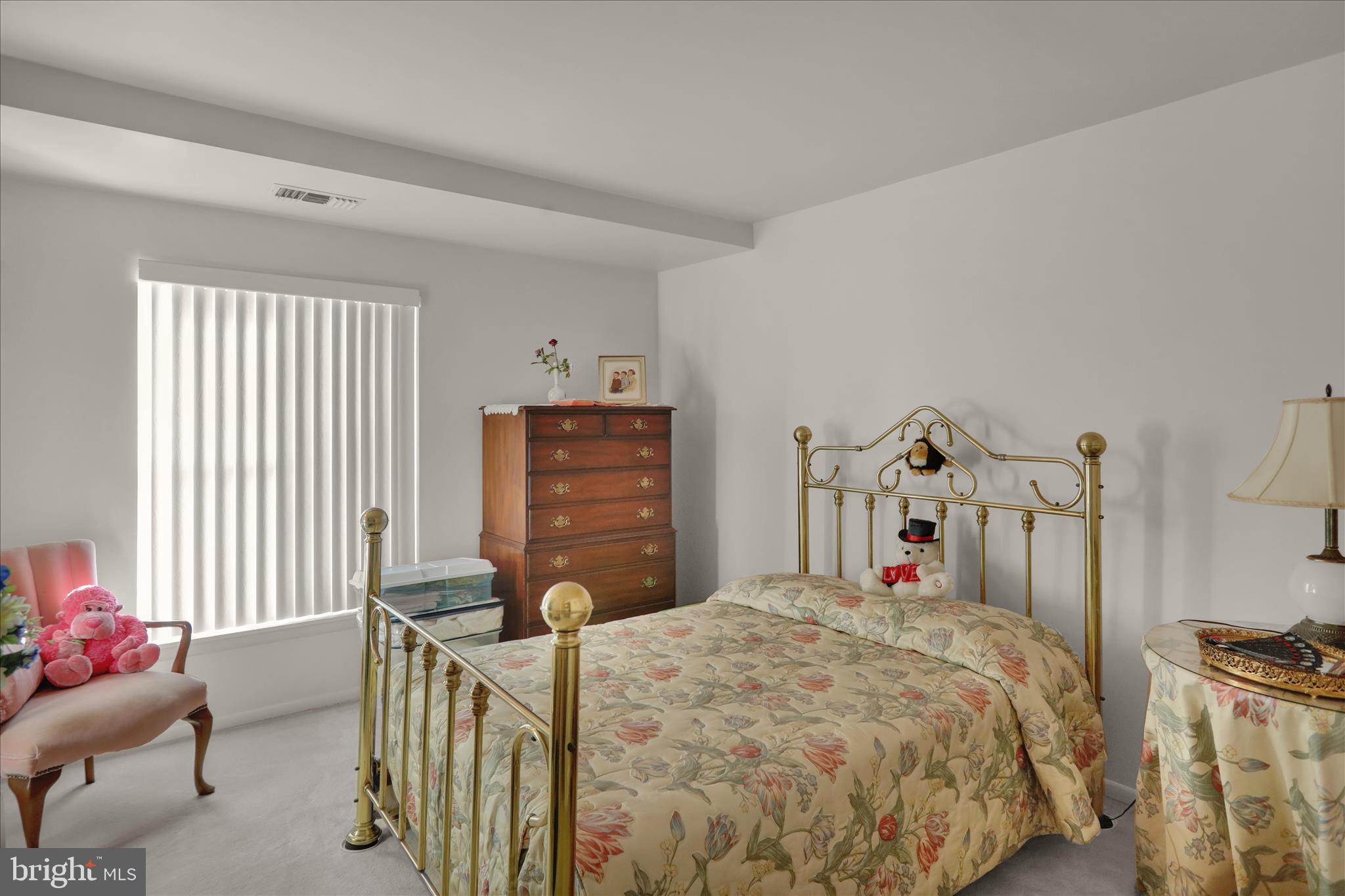 HUMMINGBIRD HILL - Residential